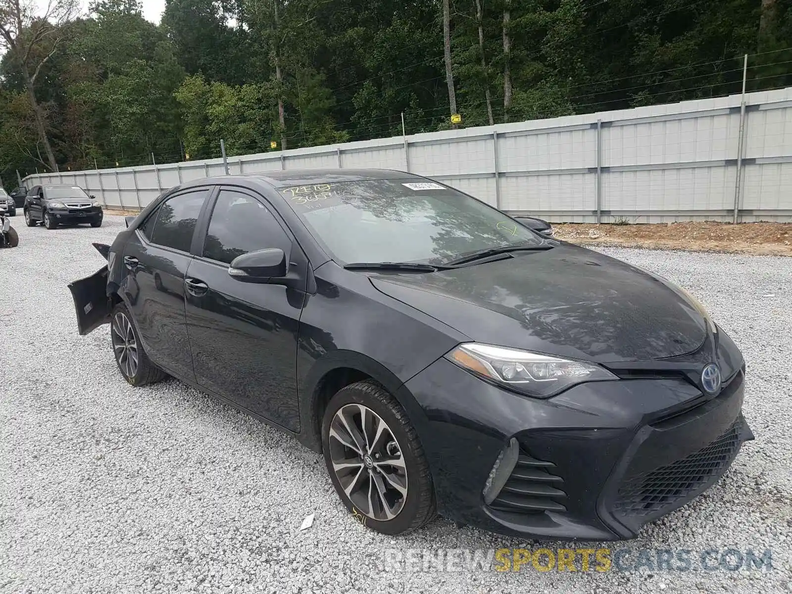 1 Photograph of a damaged car 2T1BURHE9KC180962 TOYOTA COROLLA 2019