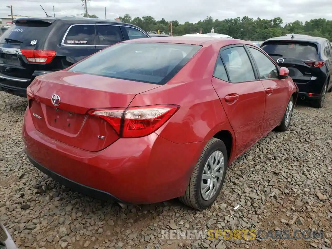 4 Photograph of a damaged car 2T1BURHE9KC181108 TOYOTA COROLLA 2019