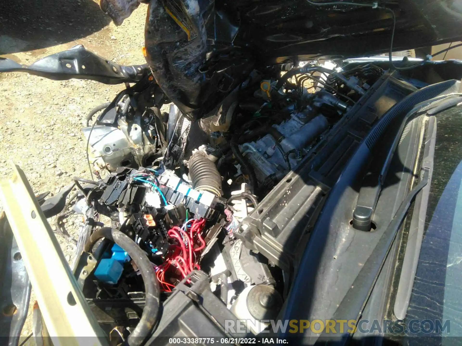 10 Photograph of a damaged car 2T1BURHE9KC182520 TOYOTA COROLLA 2019