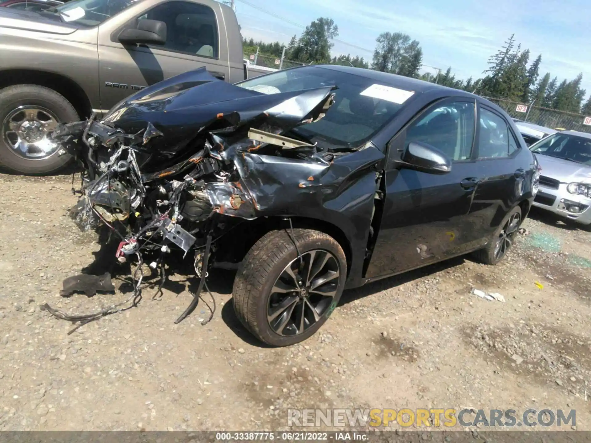 2 Photograph of a damaged car 2T1BURHE9KC182520 TOYOTA COROLLA 2019