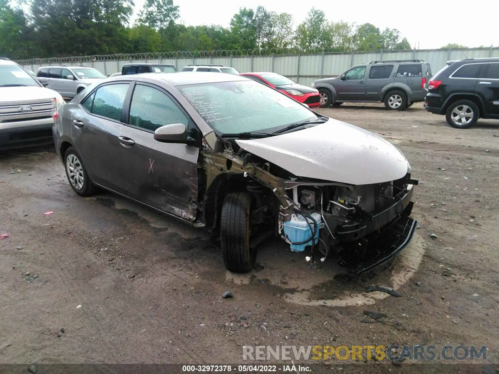 1 Photograph of a damaged car 2T1BURHE9KC182551 TOYOTA COROLLA 2019