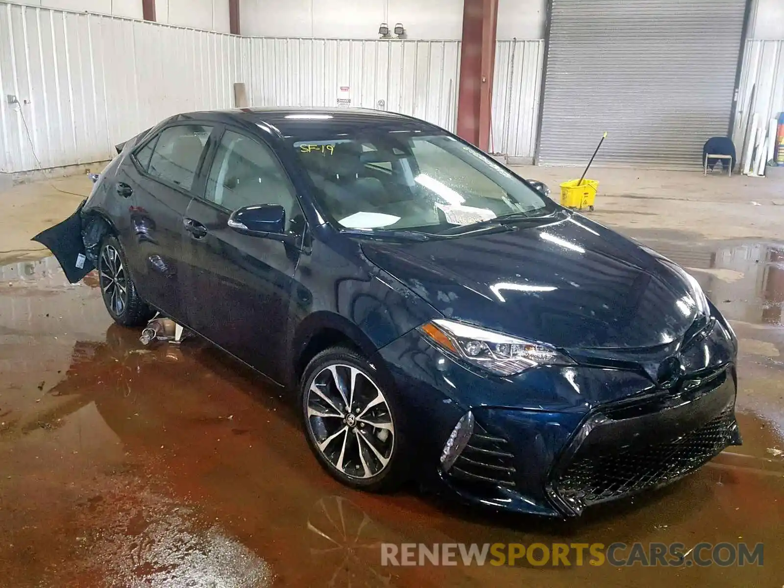 1 Photograph of a damaged car 2T1BURHE9KC183389 TOYOTA COROLLA 2019