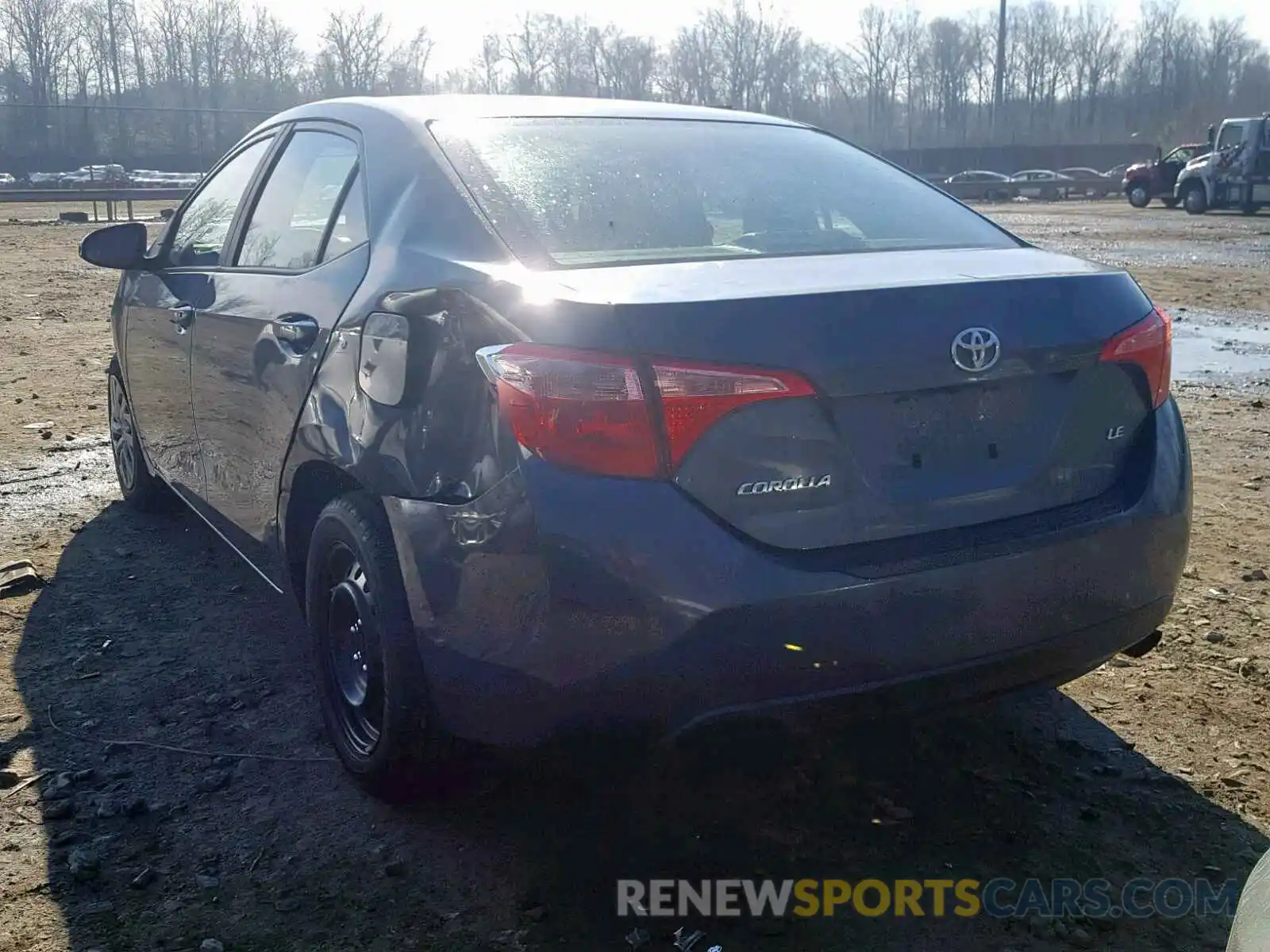 3 Photograph of a damaged car 2T1BURHE9KC183439 TOYOTA COROLLA 2019