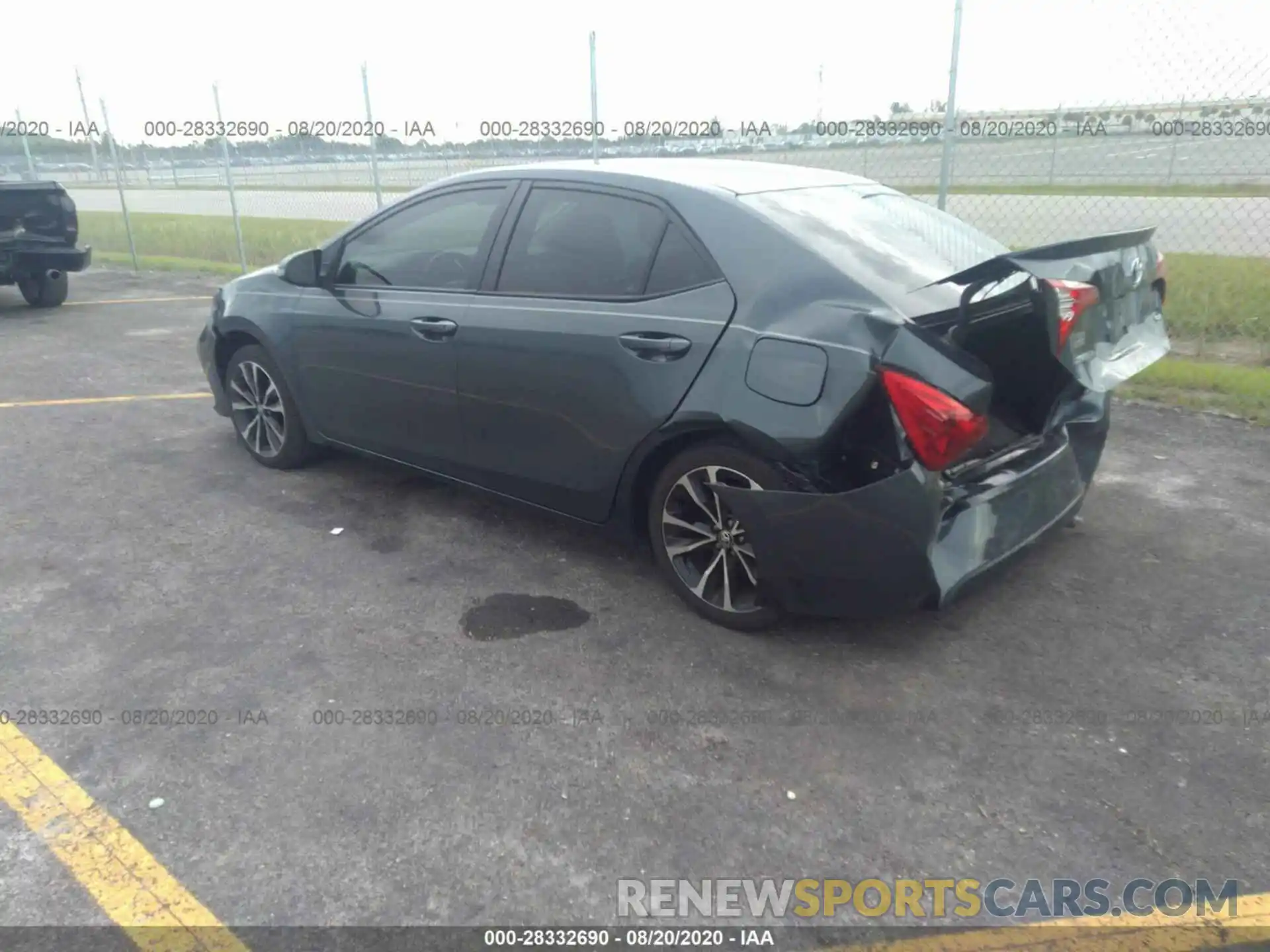 3 Photograph of a damaged car 2T1BURHE9KC183506 TOYOTA COROLLA 2019