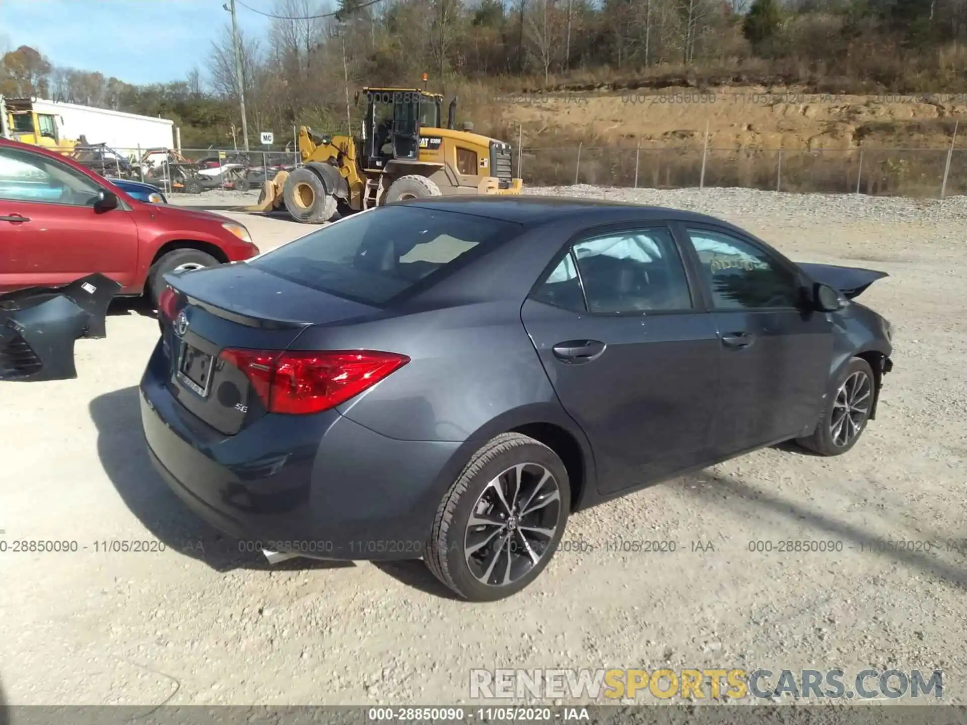 4 Photograph of a damaged car 2T1BURHE9KC183697 TOYOTA COROLLA 2019