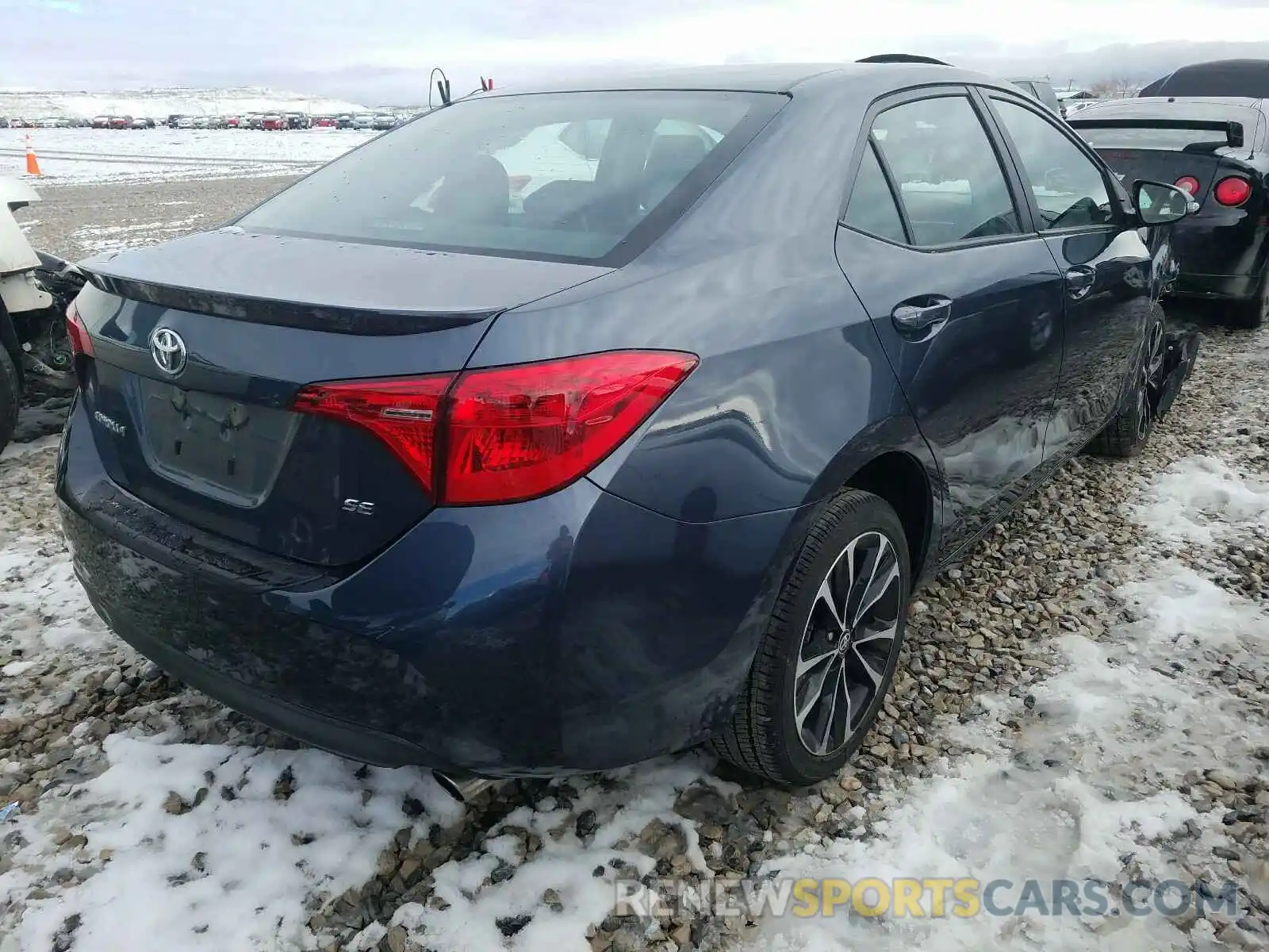 4 Photograph of a damaged car 2T1BURHE9KC184459 TOYOTA COROLLA 2019