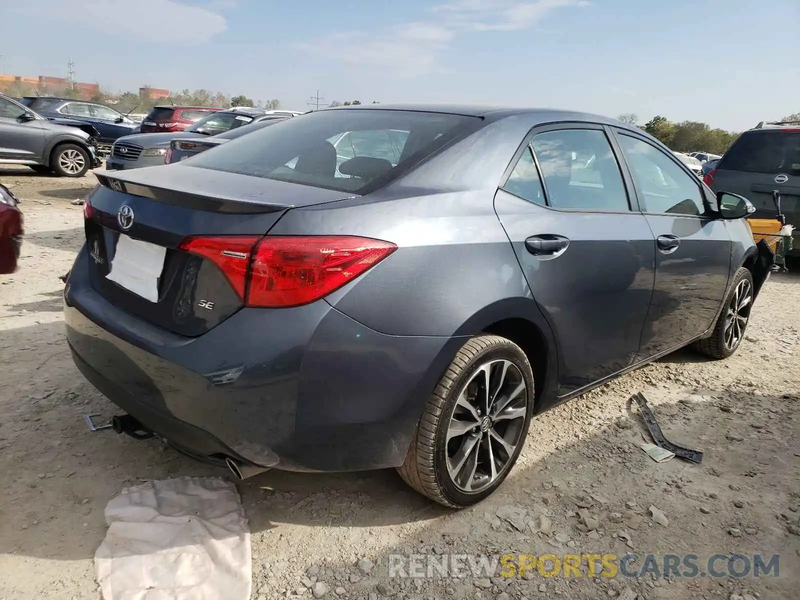 4 Photograph of a damaged car 2T1BURHE9KC184476 TOYOTA COROLLA 2019