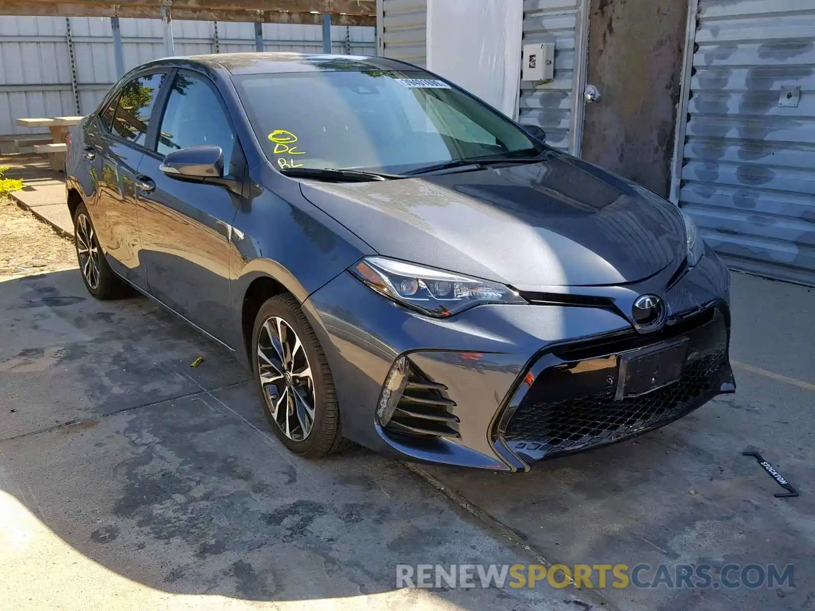 1 Photograph of a damaged car 2T1BURHE9KC184655 TOYOTA COROLLA 2019