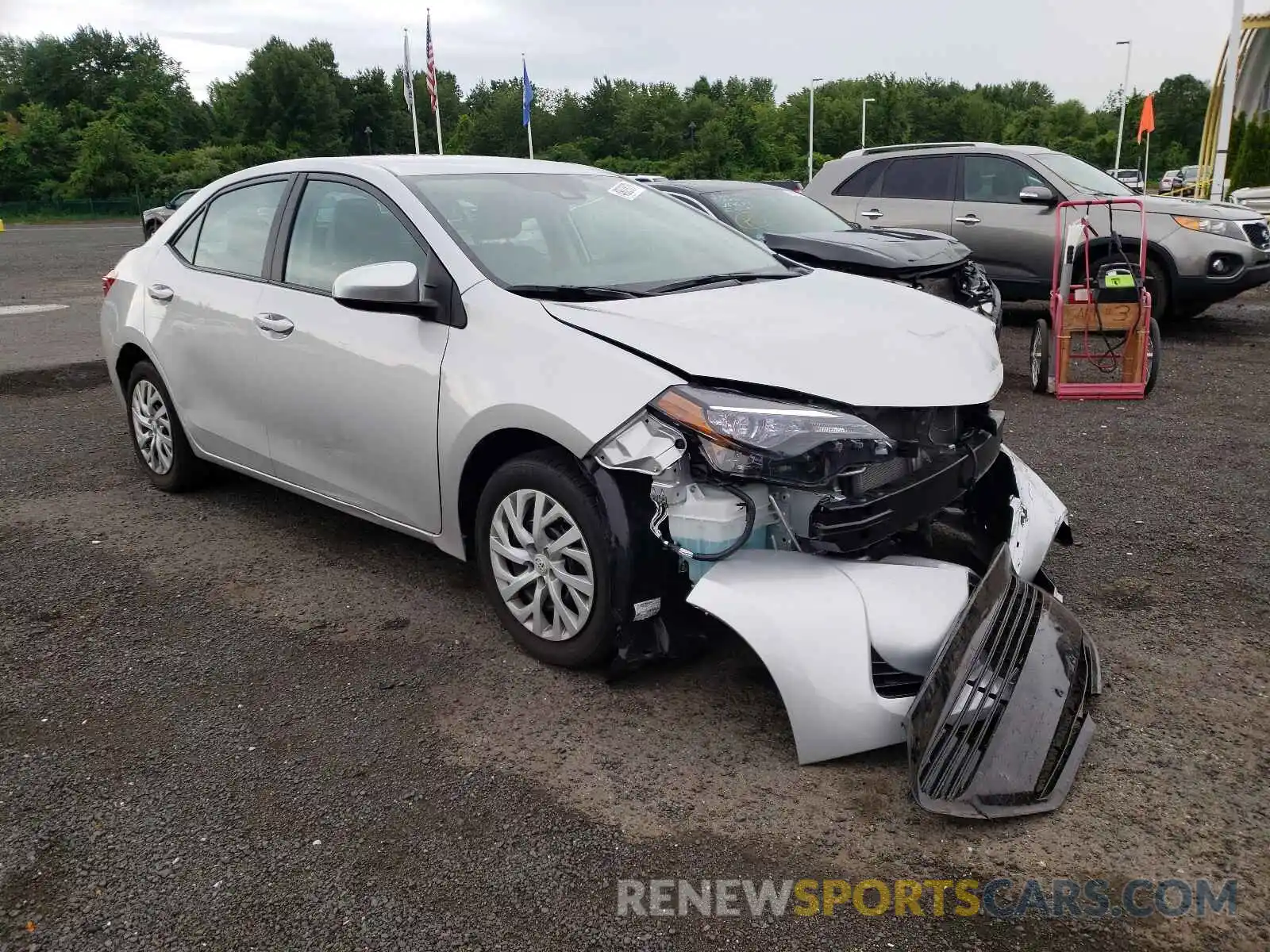 1 Photograph of a damaged car 2T1BURHE9KC184820 TOYOTA COROLLA 2019