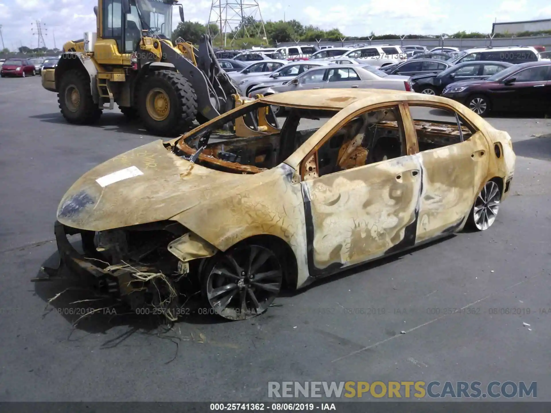 2 Photograph of a damaged car 2T1BURHE9KC185479 TOYOTA COROLLA 2019