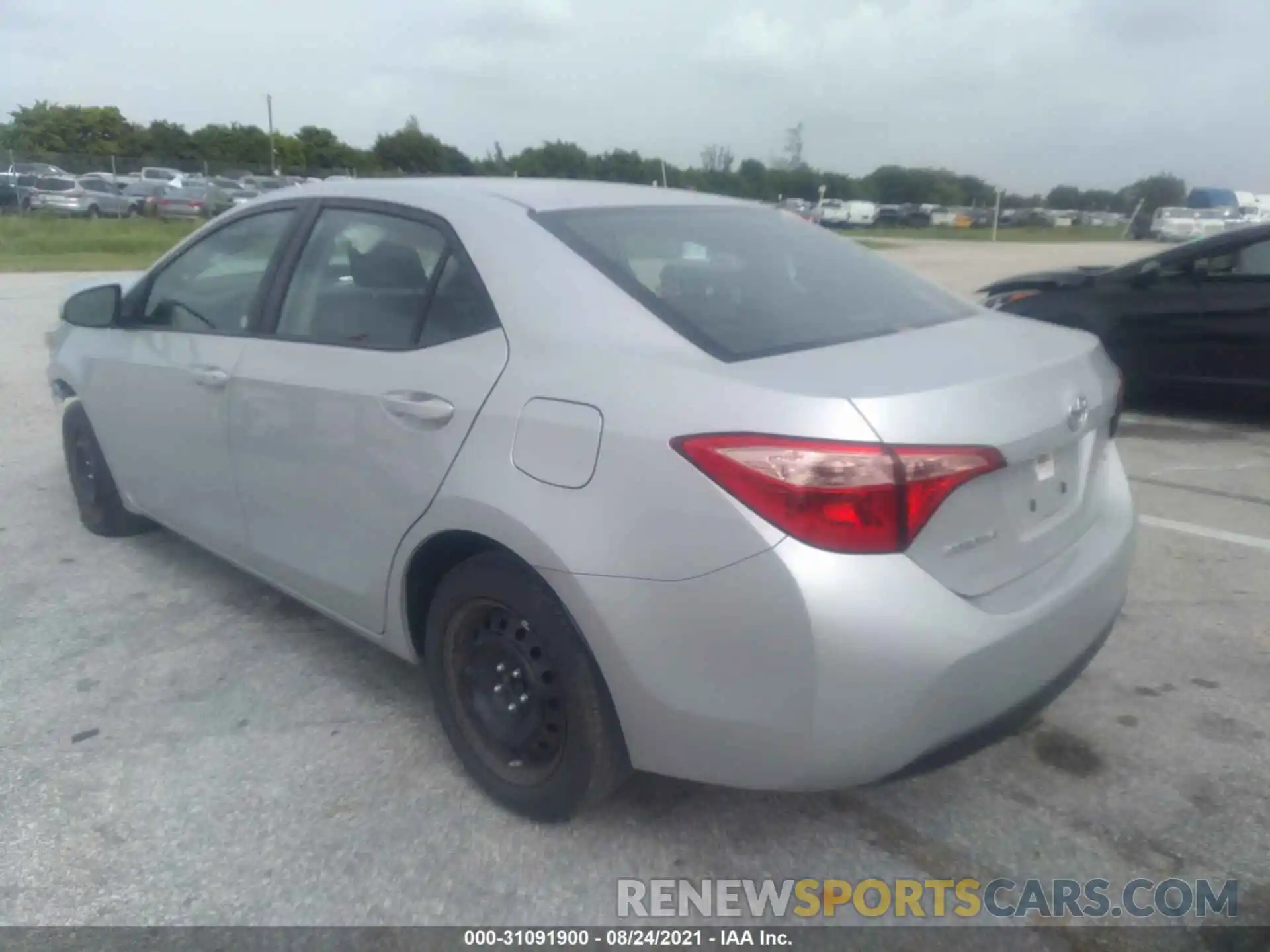 3 Photograph of a damaged car 2T1BURHE9KC185952 TOYOTA COROLLA 2019