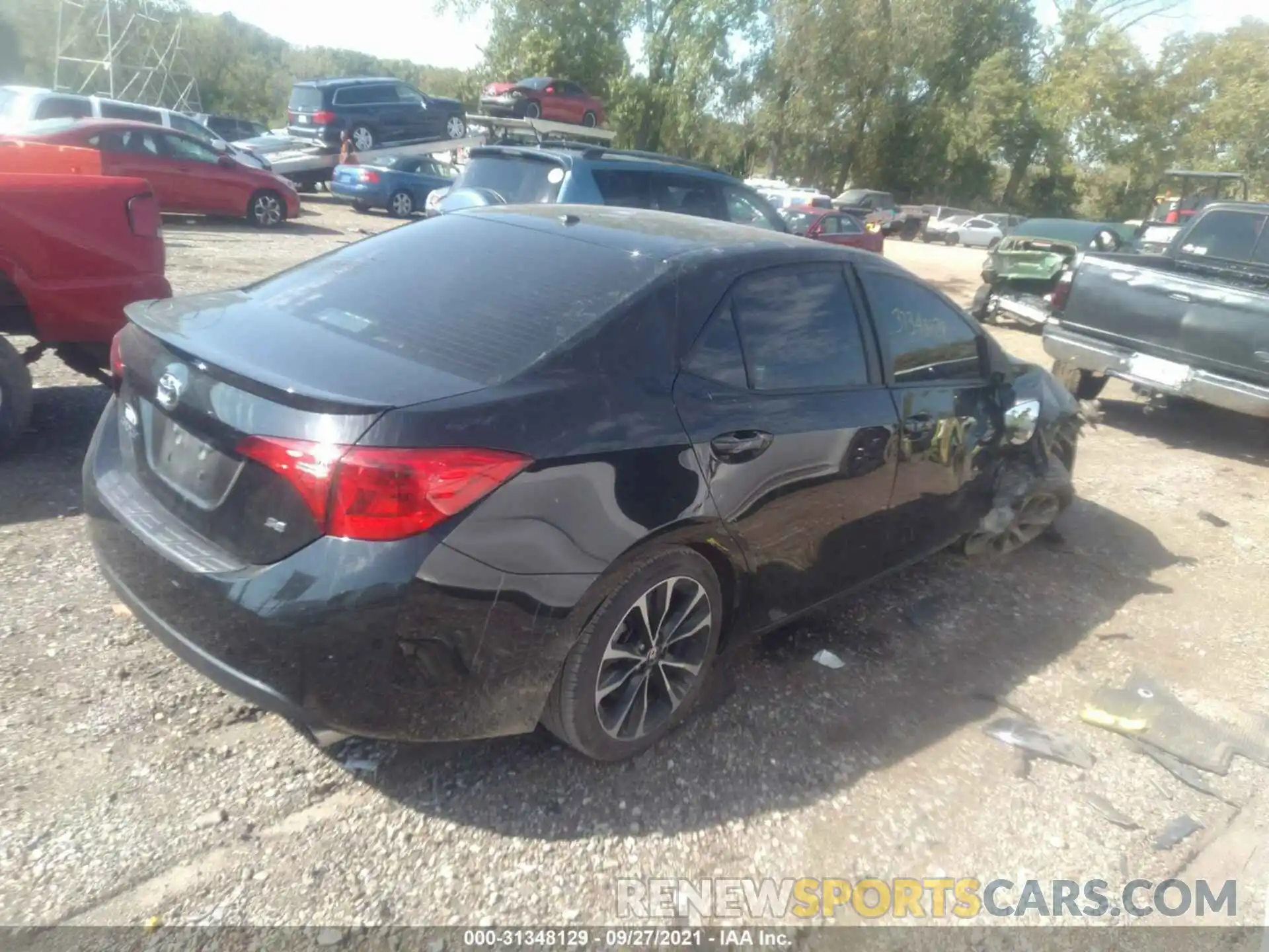 4 Photograph of a damaged car 2T1BURHE9KC186213 TOYOTA COROLLA 2019