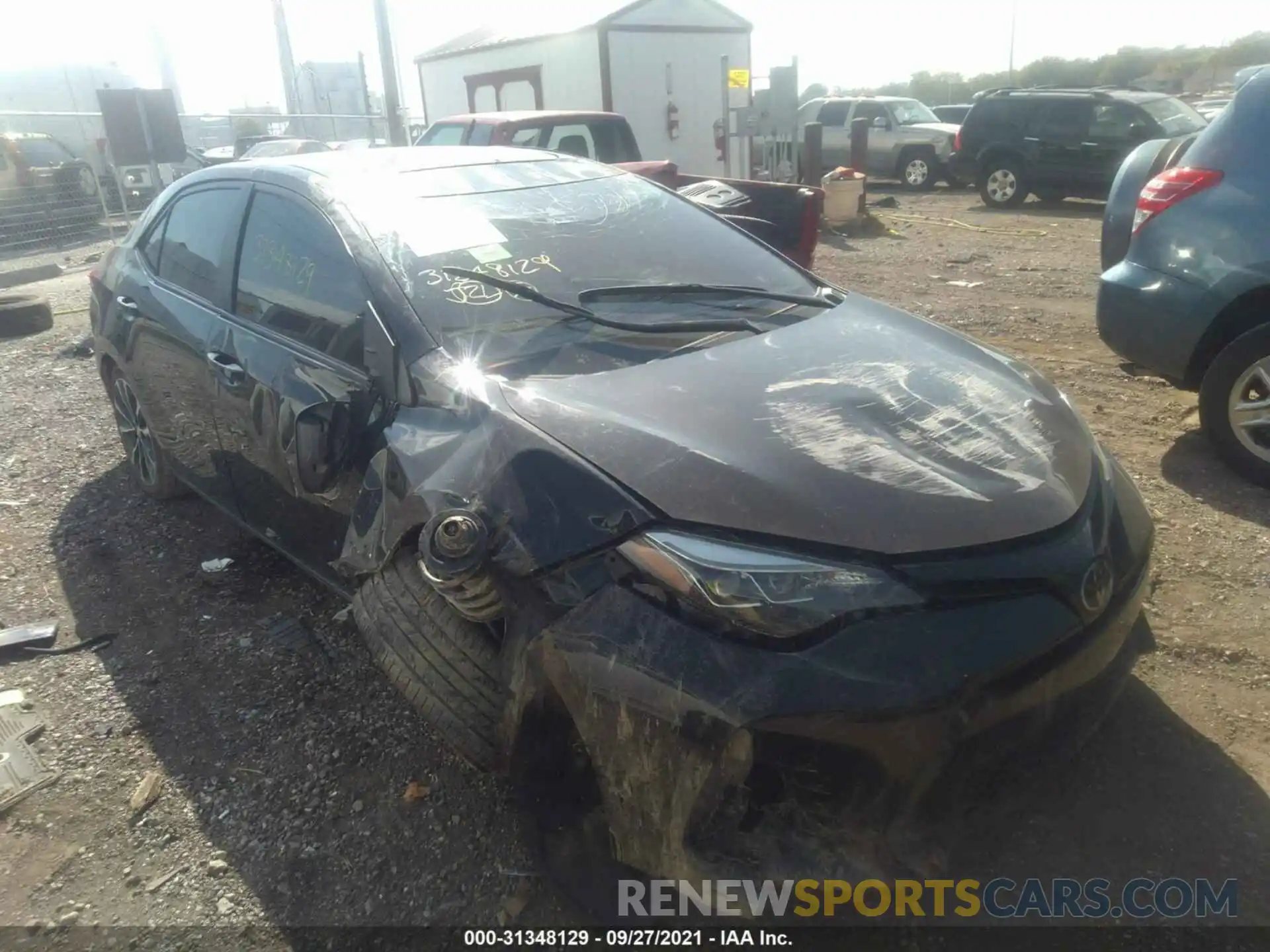 6 Photograph of a damaged car 2T1BURHE9KC186213 TOYOTA COROLLA 2019