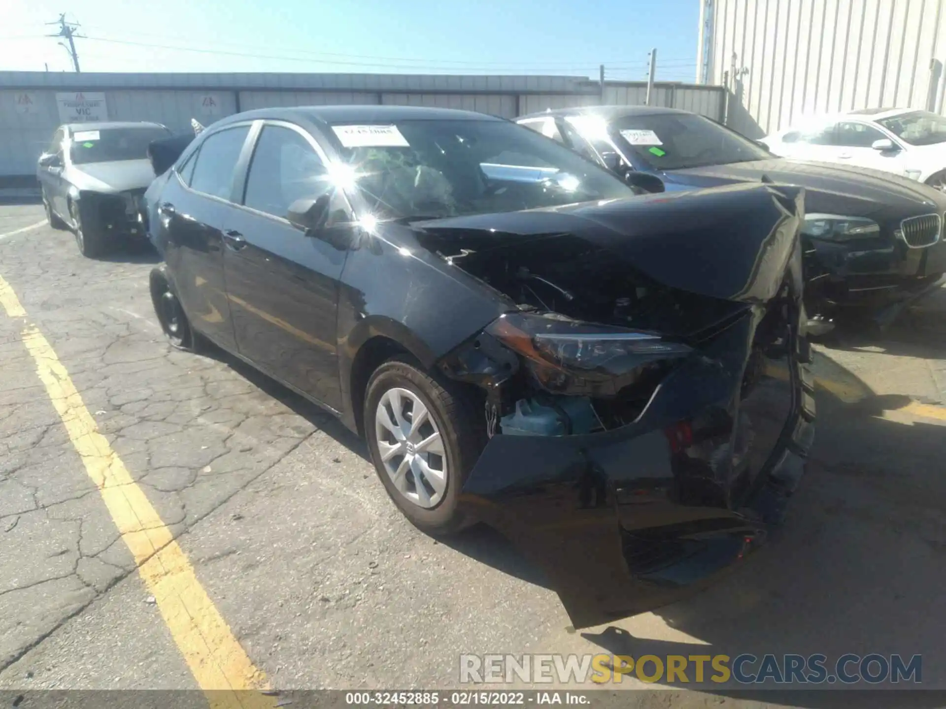 1 Photograph of a damaged car 2T1BURHE9KC186616 TOYOTA COROLLA 2019