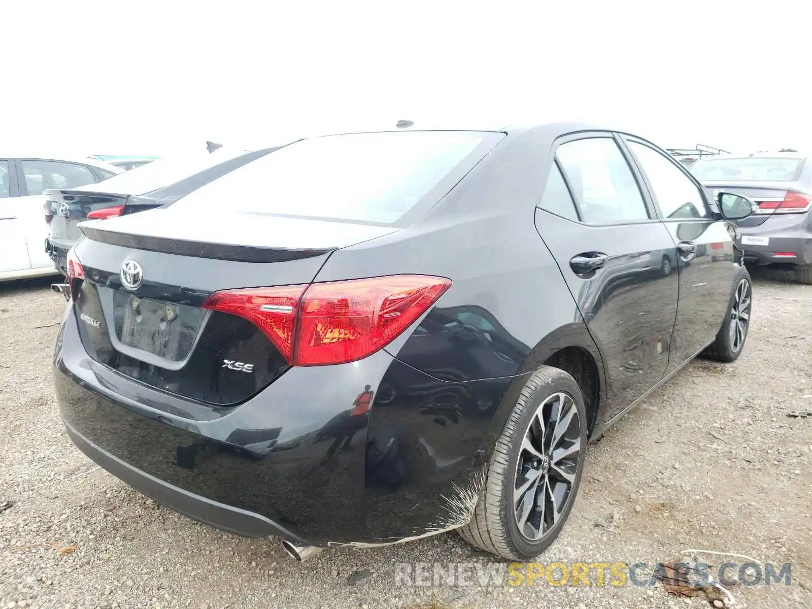 4 Photograph of a damaged car 2T1BURHE9KC187913 TOYOTA COROLLA 2019