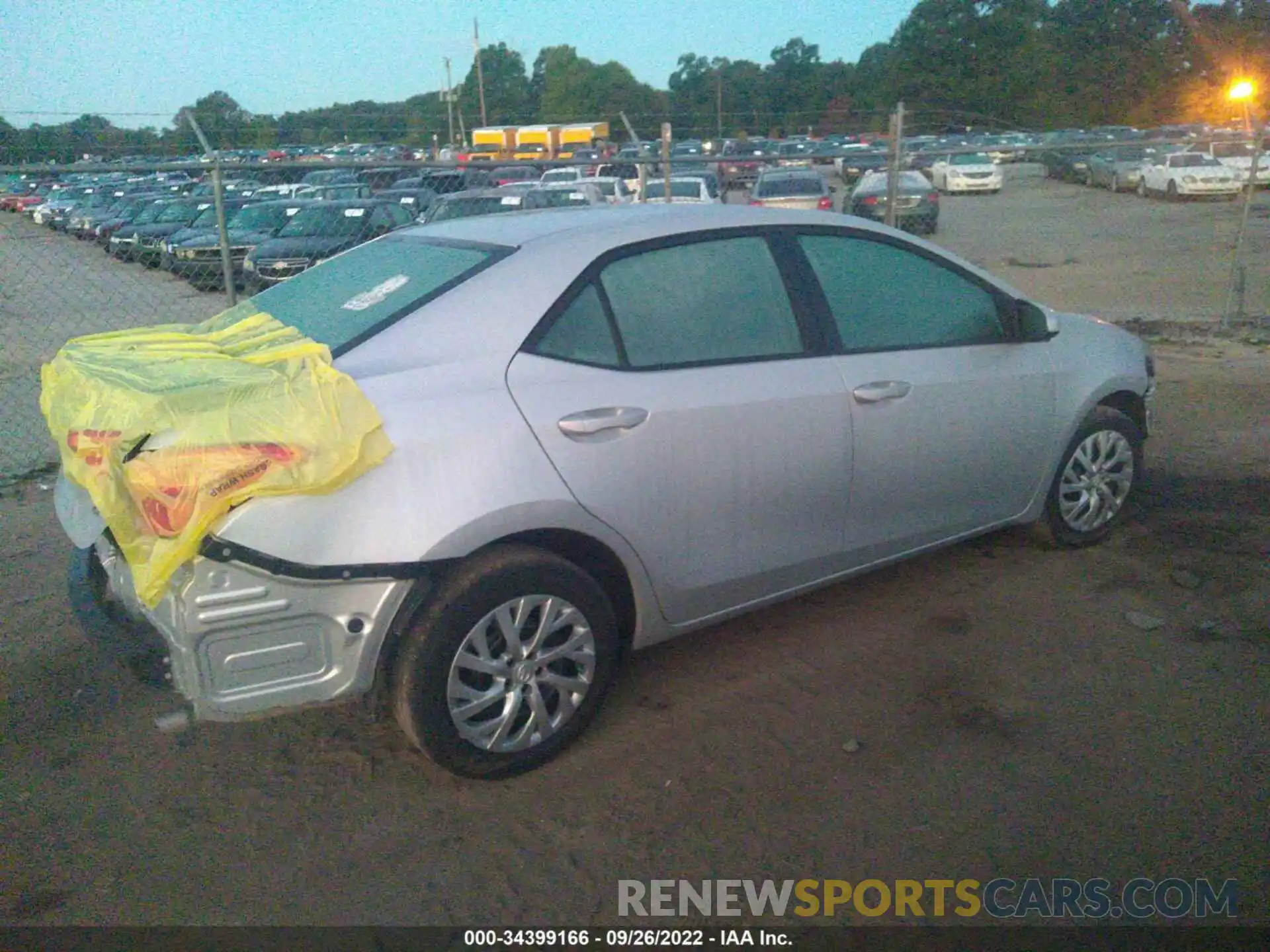 4 Photograph of a damaged car 2T1BURHE9KC187961 TOYOTA COROLLA 2019