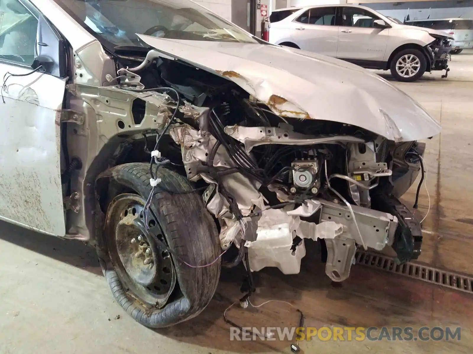 9 Фотография поврежденного автомобиля 2T1BURHE9KC189306 TOYOTA COROLLA 2019
