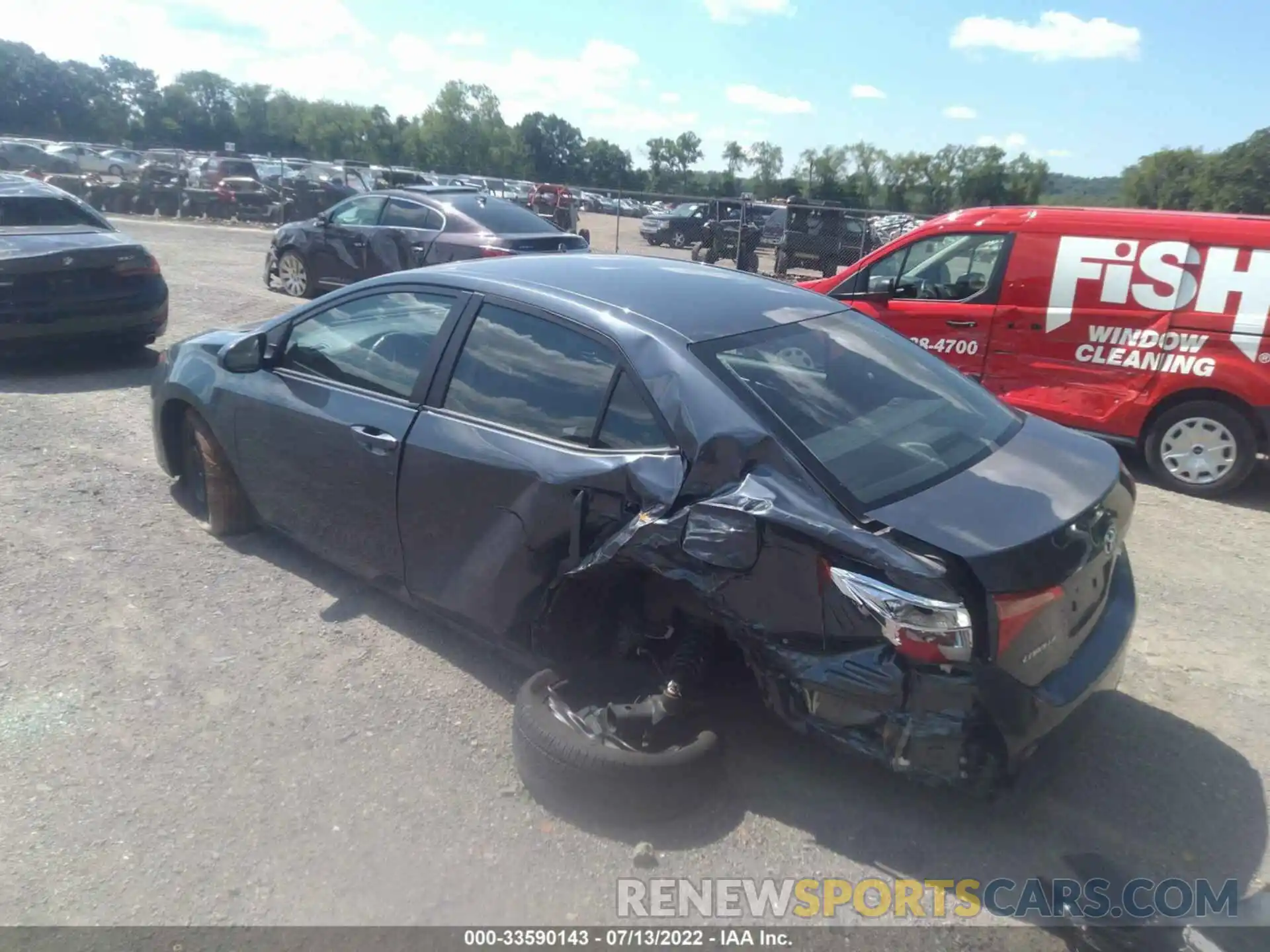 3 Photograph of a damaged car 2T1BURHE9KC189676 TOYOTA COROLLA 2019