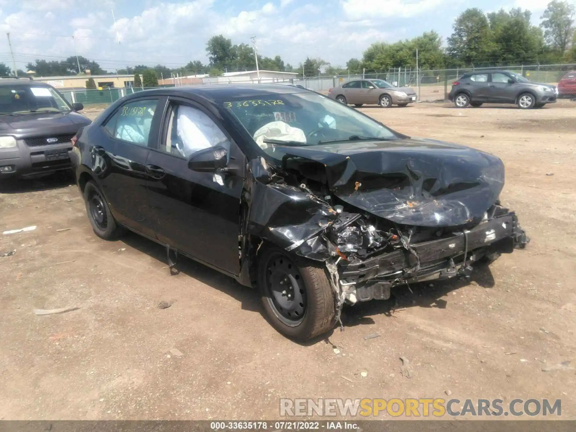 1 Photograph of a damaged car 2T1BURHE9KC192092 TOYOTA COROLLA 2019