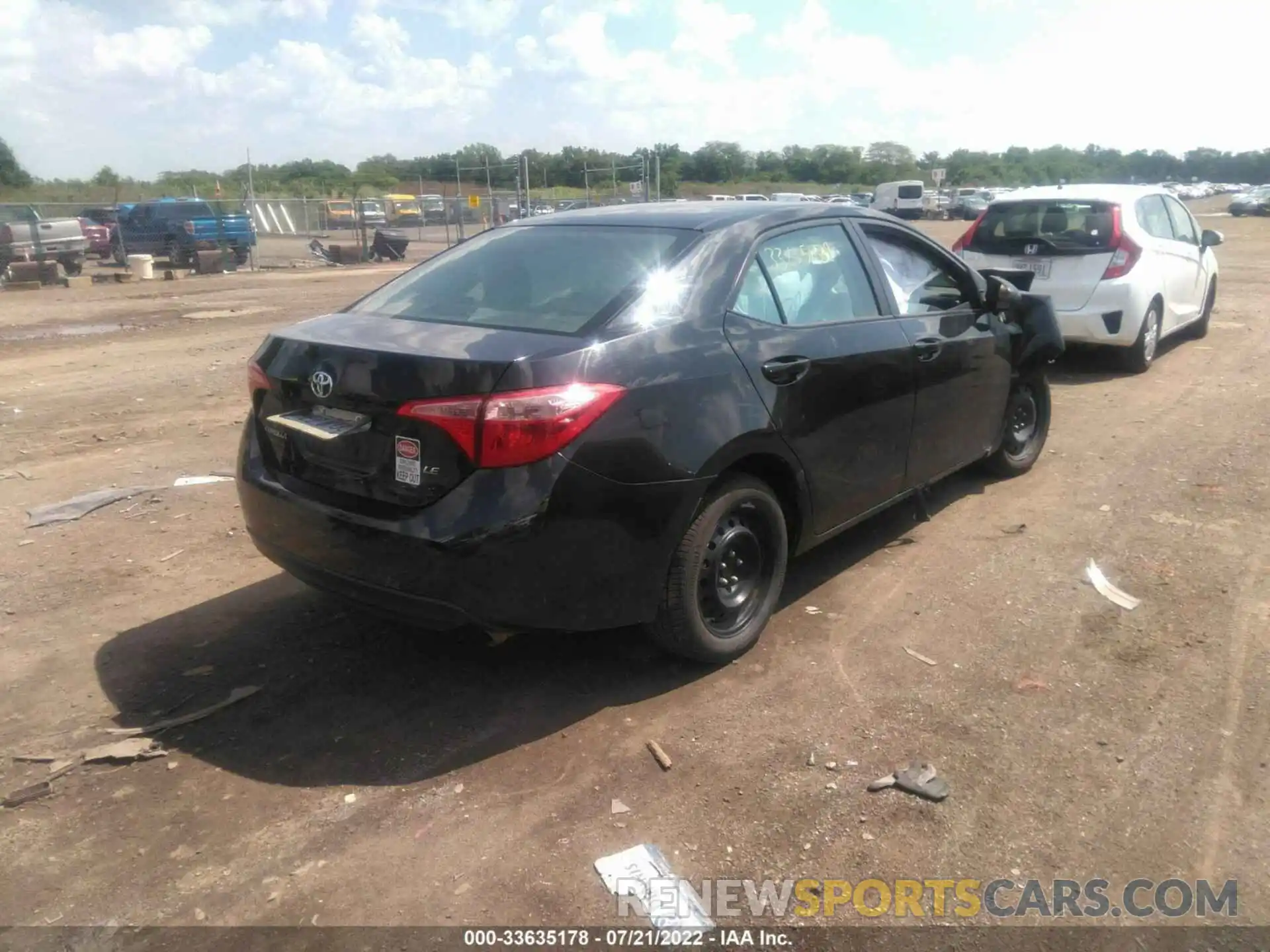 4 Photograph of a damaged car 2T1BURHE9KC192092 TOYOTA COROLLA 2019