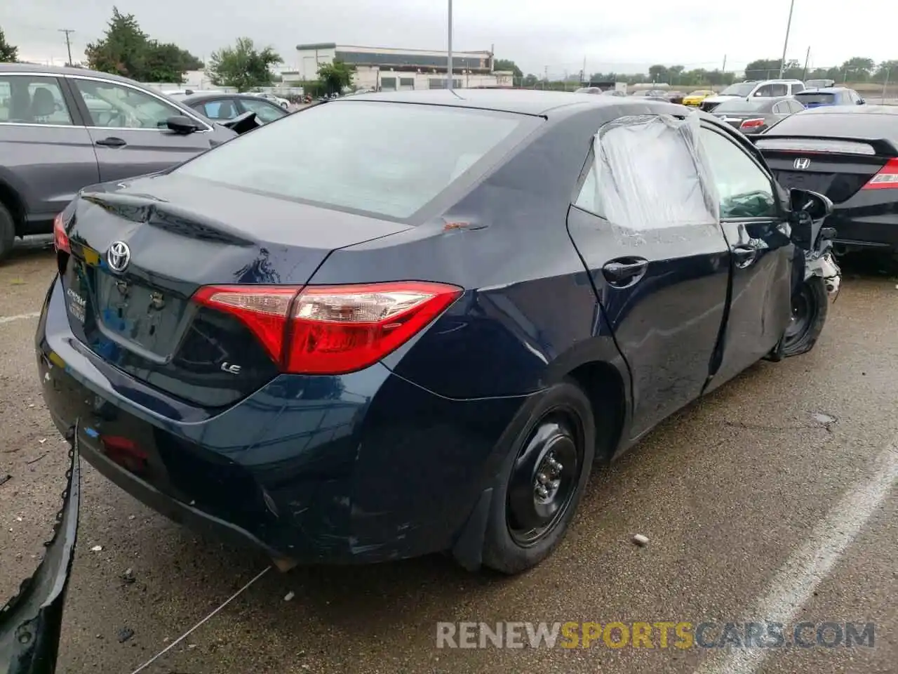 4 Photograph of a damaged car 2T1BURHE9KC192514 TOYOTA COROLLA 2019