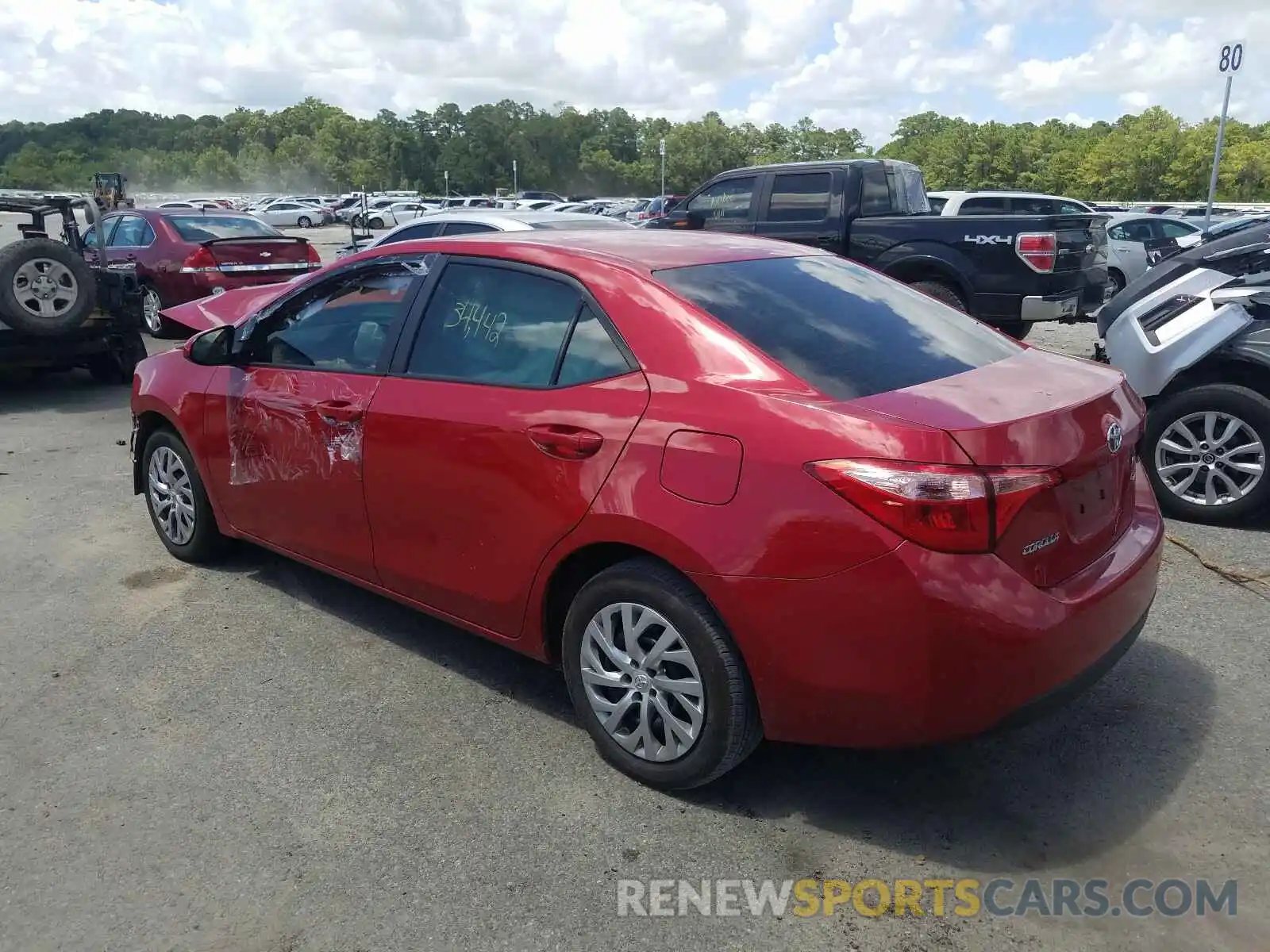 3 Photograph of a damaged car 2T1BURHE9KC193887 TOYOTA COROLLA 2019