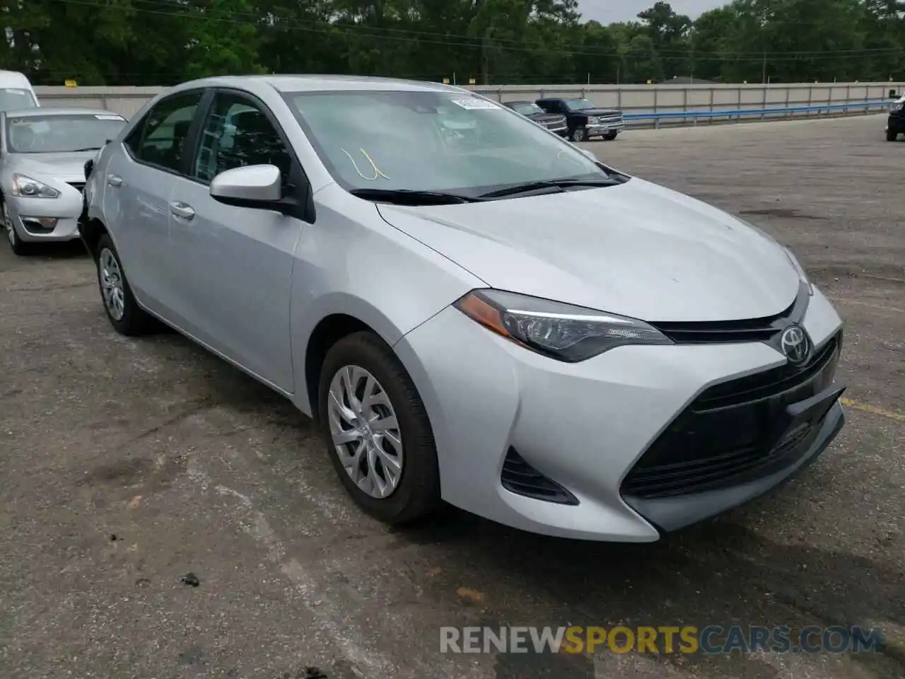 1 Photograph of a damaged car 2T1BURHE9KC194120 TOYOTA COROLLA 2019