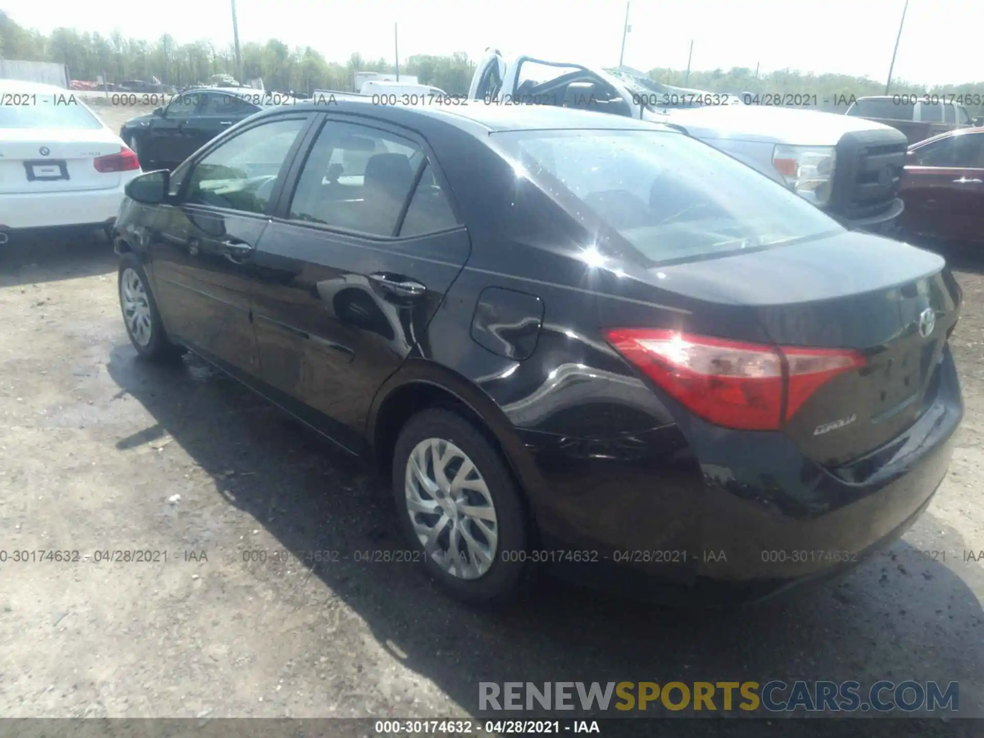 3 Photograph of a damaged car 2T1BURHE9KC194442 TOYOTA COROLLA 2019