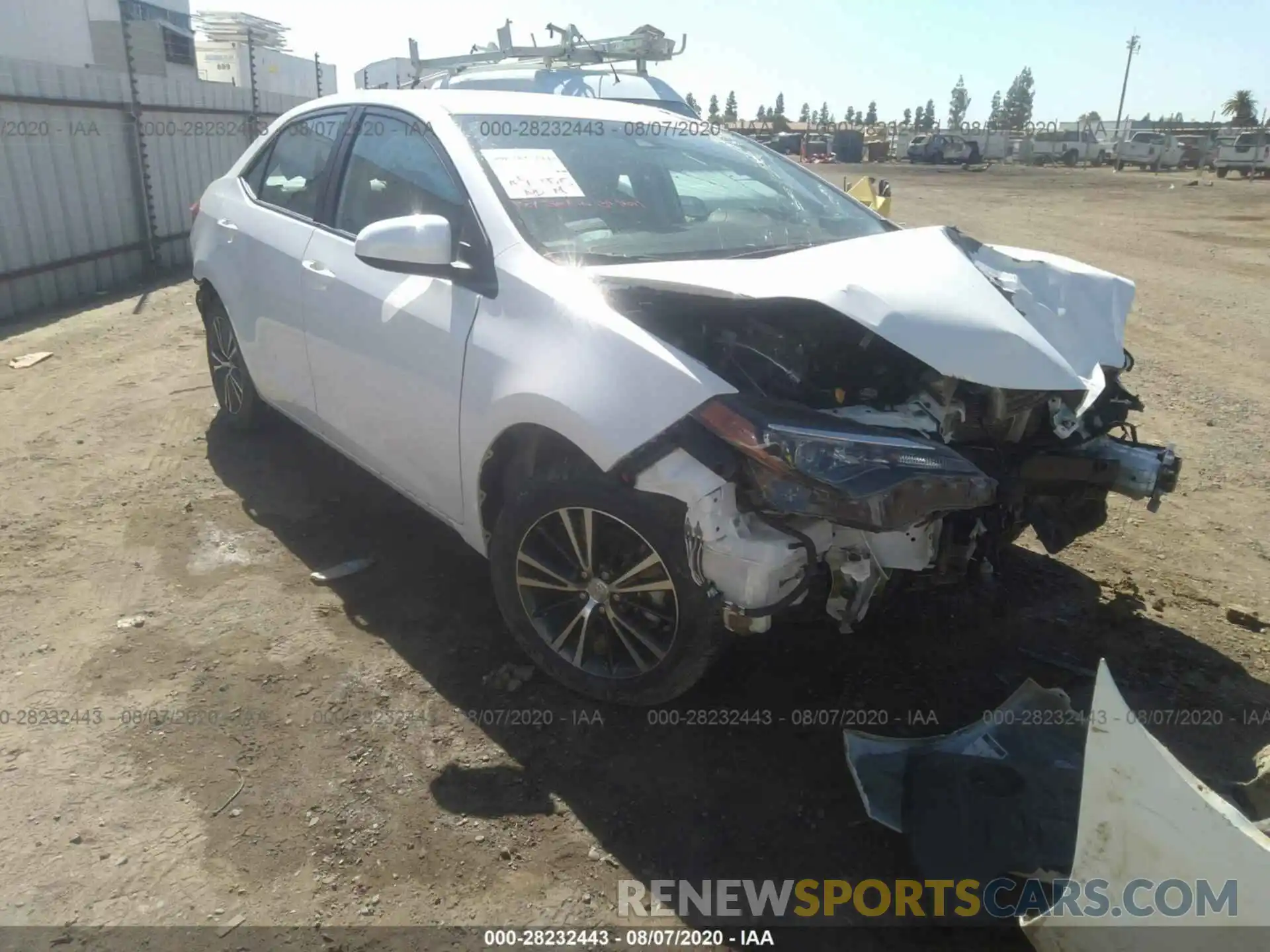 1 Photograph of a damaged car 2T1BURHE9KC195591 TOYOTA COROLLA 2019