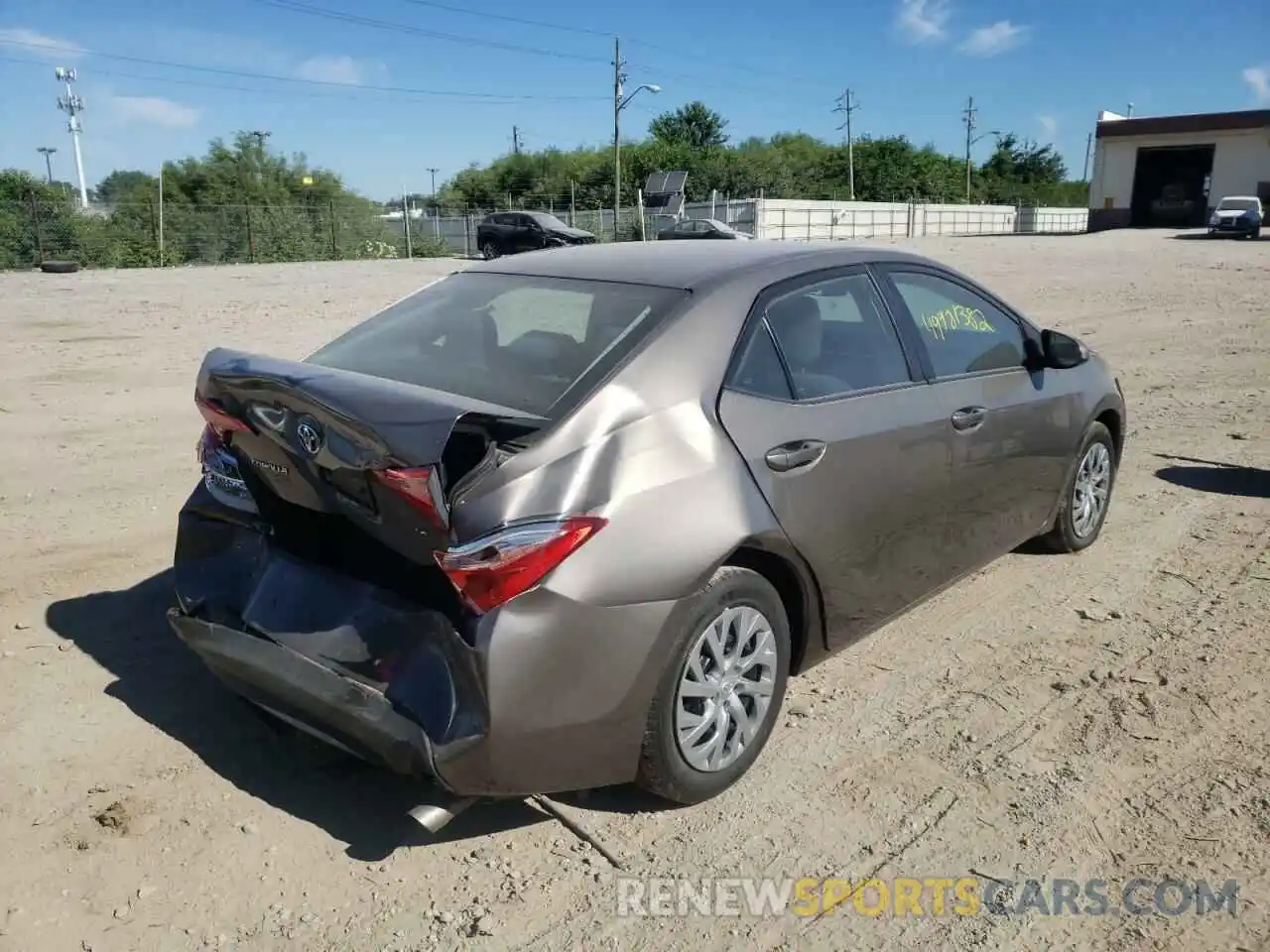 4 Photograph of a damaged car 2T1BURHE9KC195641 TOYOTA COROLLA 2019