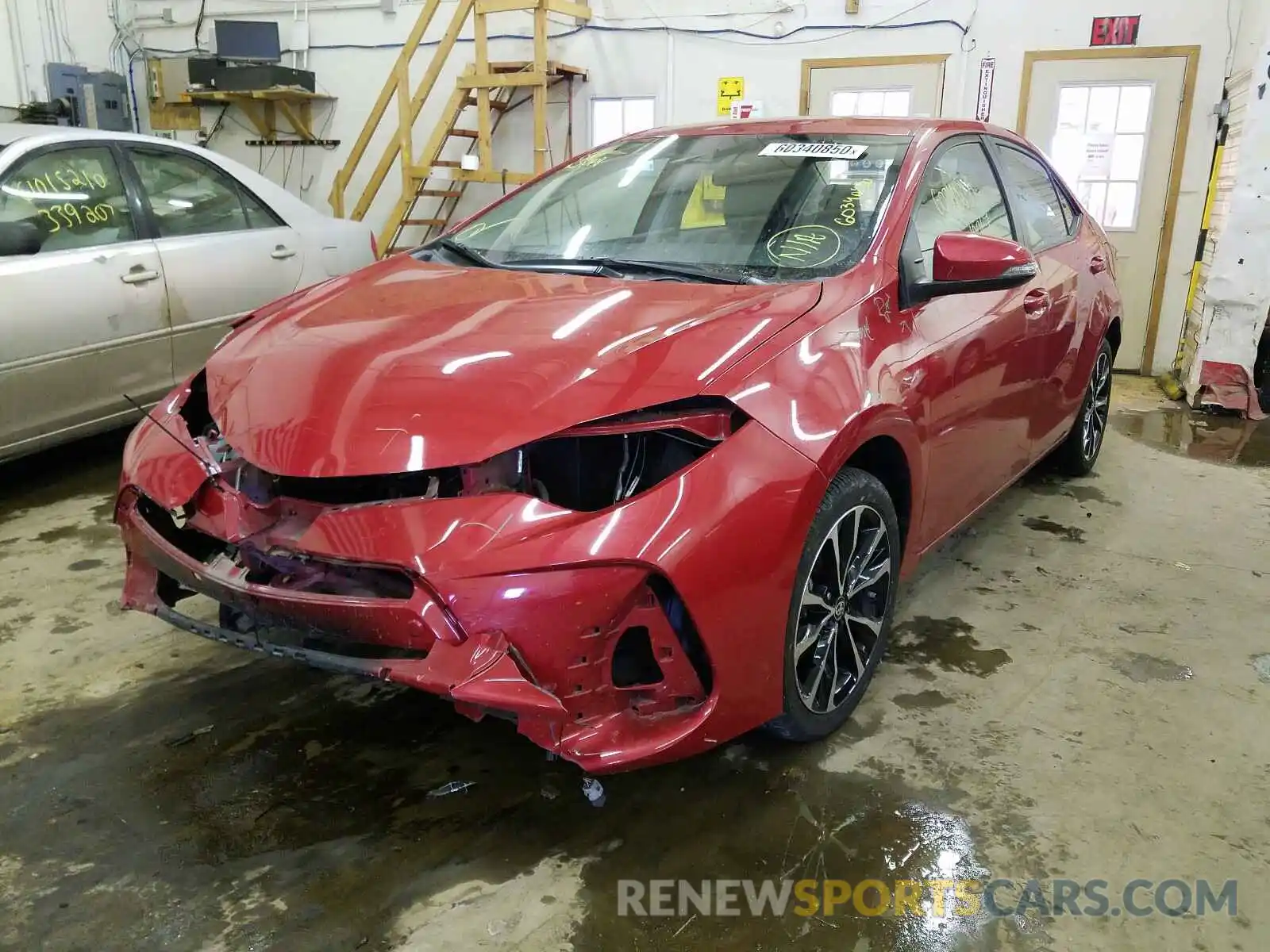 2 Photograph of a damaged car 2T1BURHE9KC196112 TOYOTA COROLLA 2019