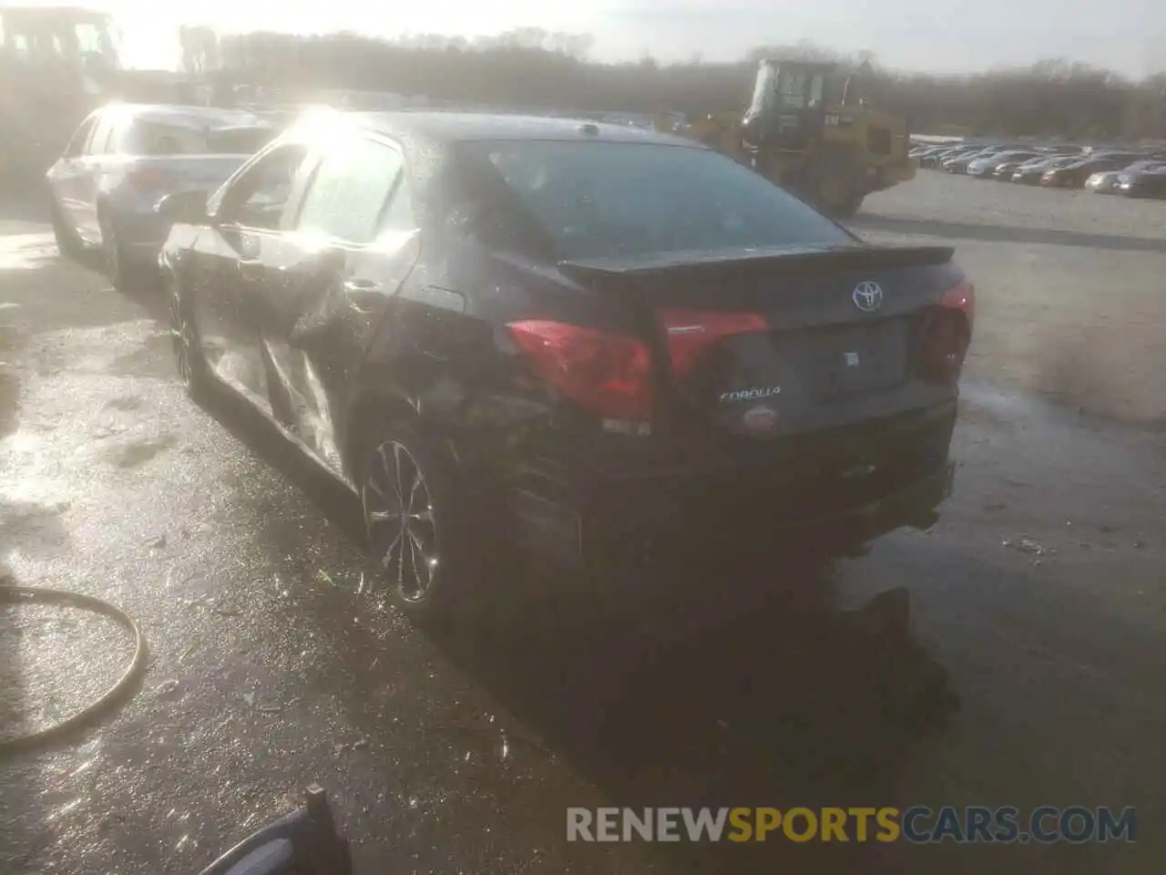 3 Photograph of a damaged car 2T1BURHE9KC196966 TOYOTA COROLLA 2019