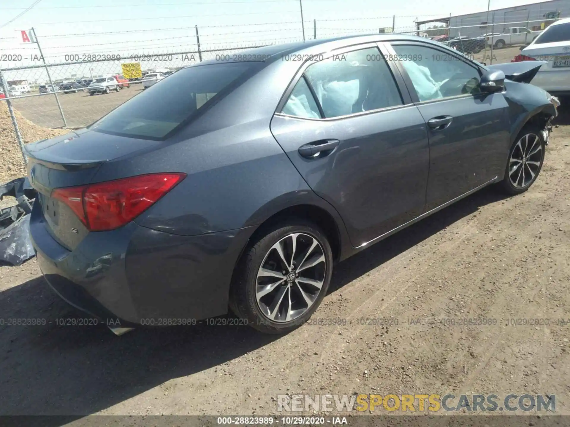 4 Photograph of a damaged car 2T1BURHE9KC197020 TOYOTA COROLLA 2019