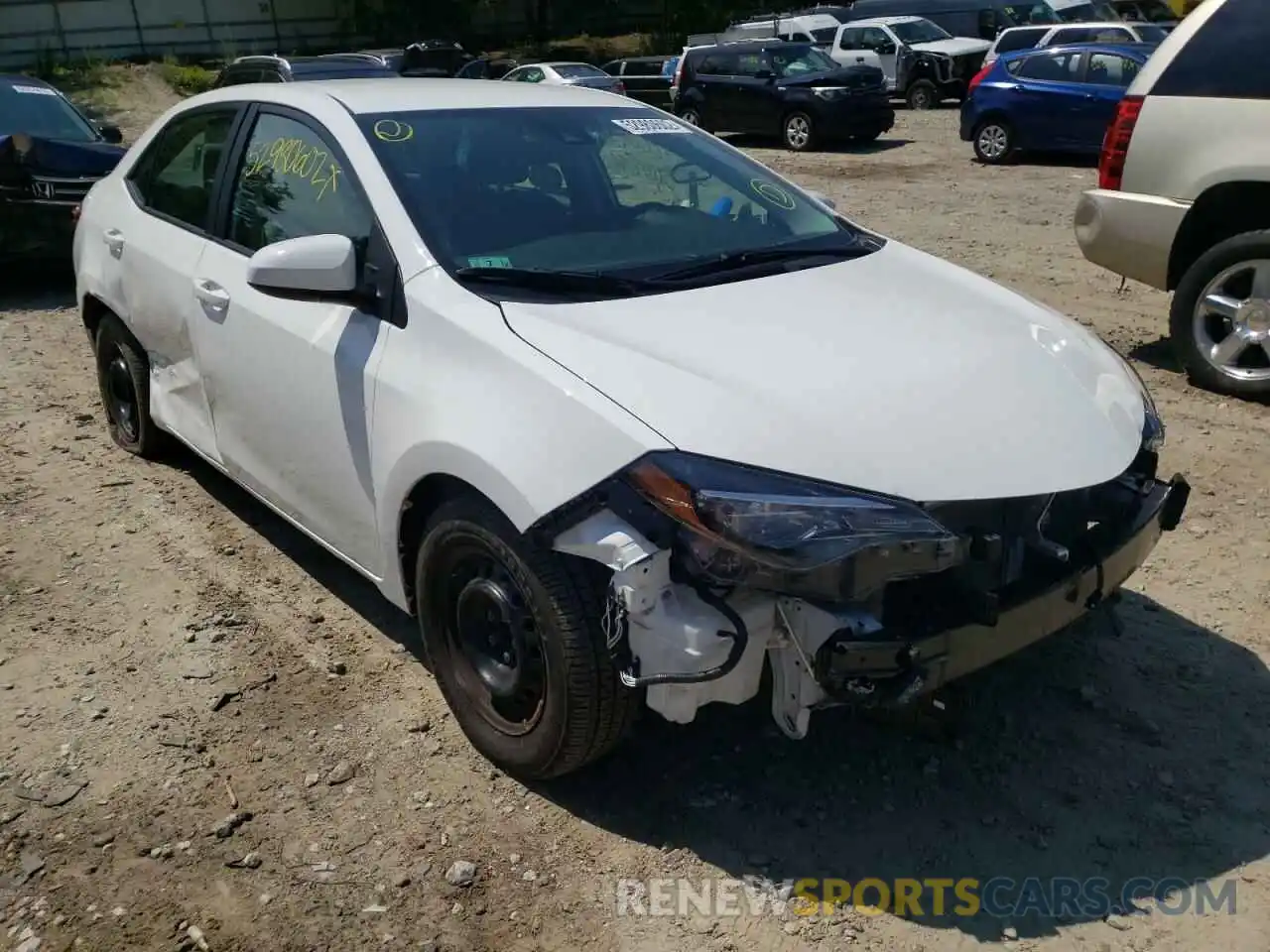 1 Photograph of a damaged car 2T1BURHE9KC197230 TOYOTA COROLLA 2019