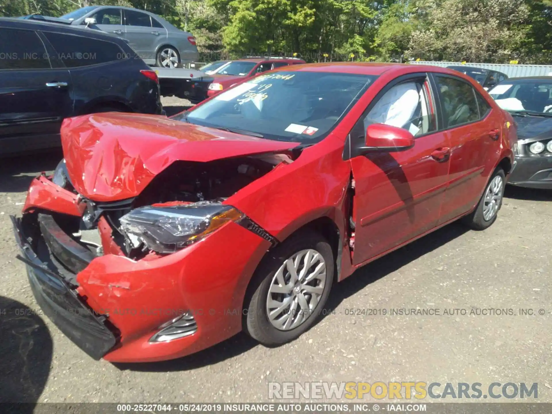 2 Photograph of a damaged car 2T1BURHE9KC198734 TOYOTA COROLLA 2019