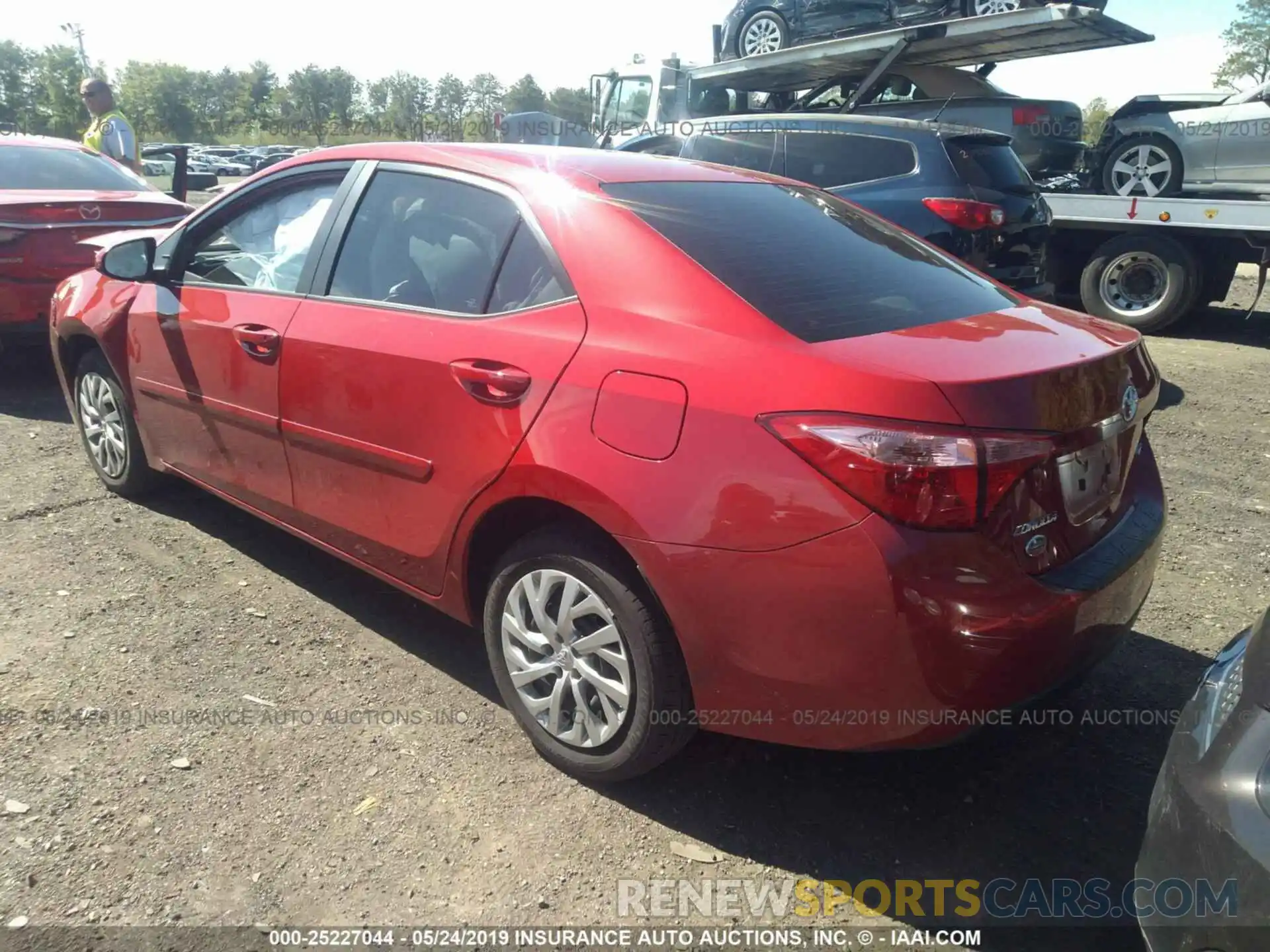 3 Photograph of a damaged car 2T1BURHE9KC198734 TOYOTA COROLLA 2019