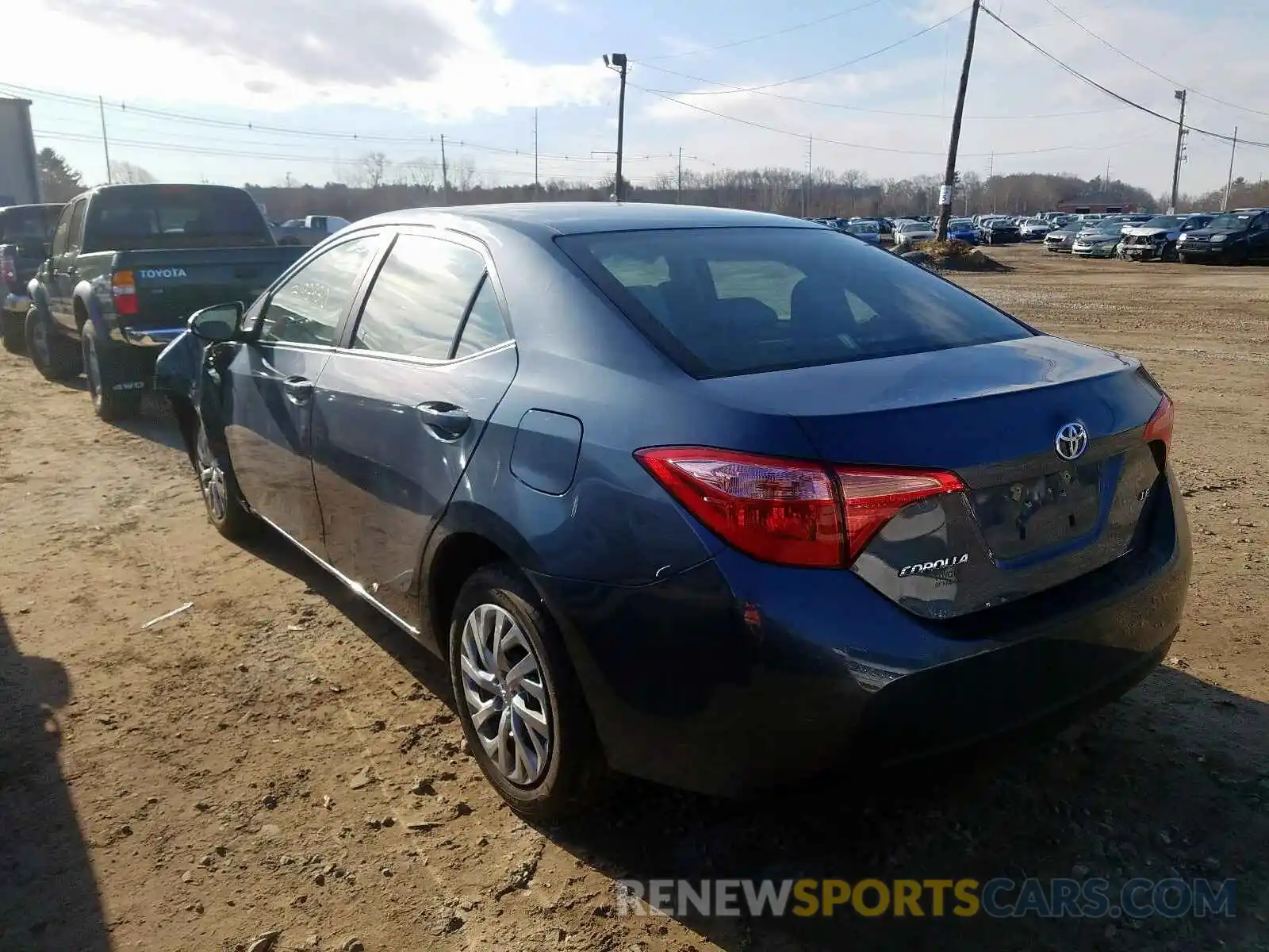 3 Photograph of a damaged car 2T1BURHE9KC199639 TOYOTA COROLLA 2019