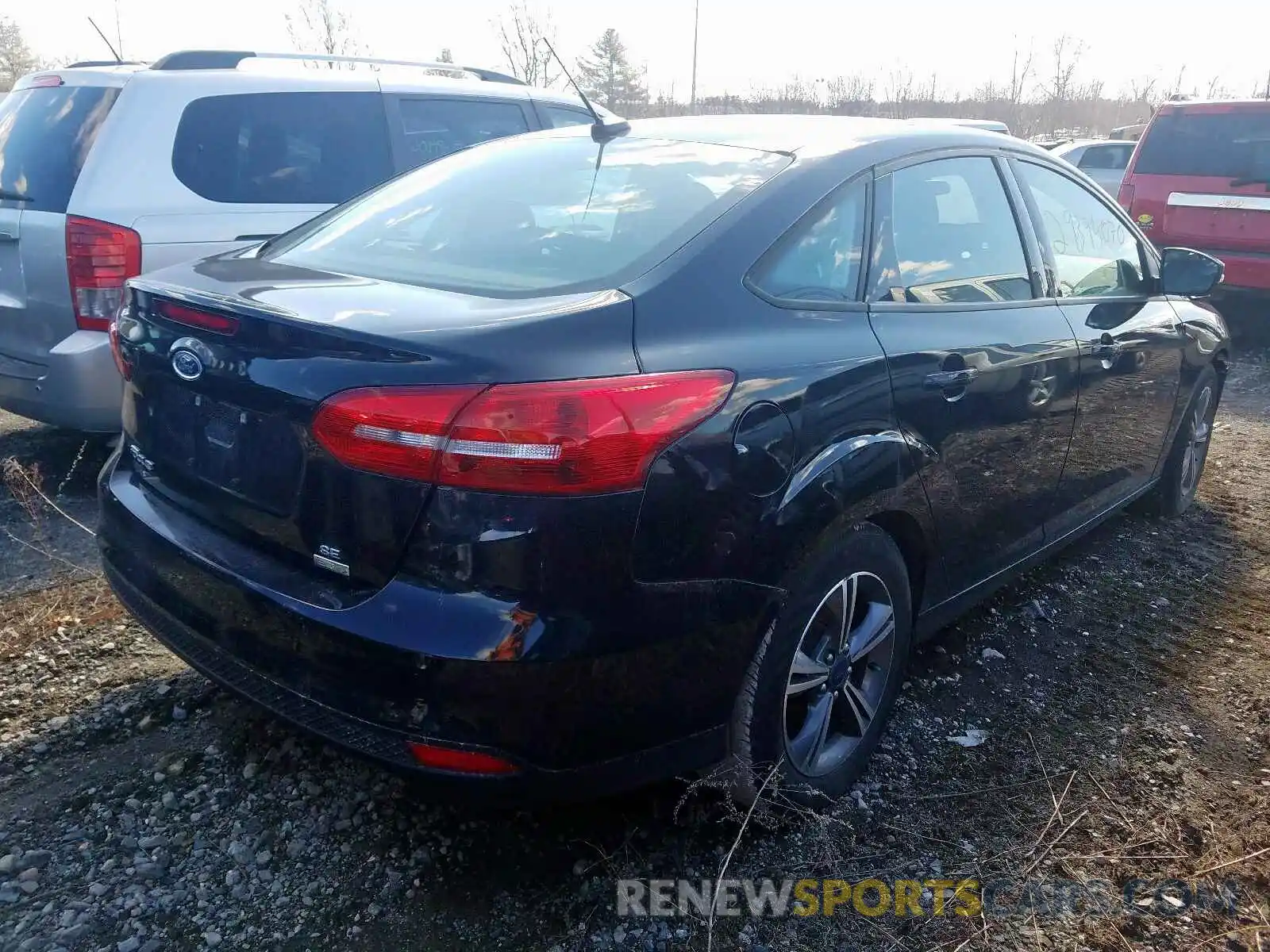 4 Photograph of a damaged car 2T1BURHE9KC199639 TOYOTA COROLLA 2019