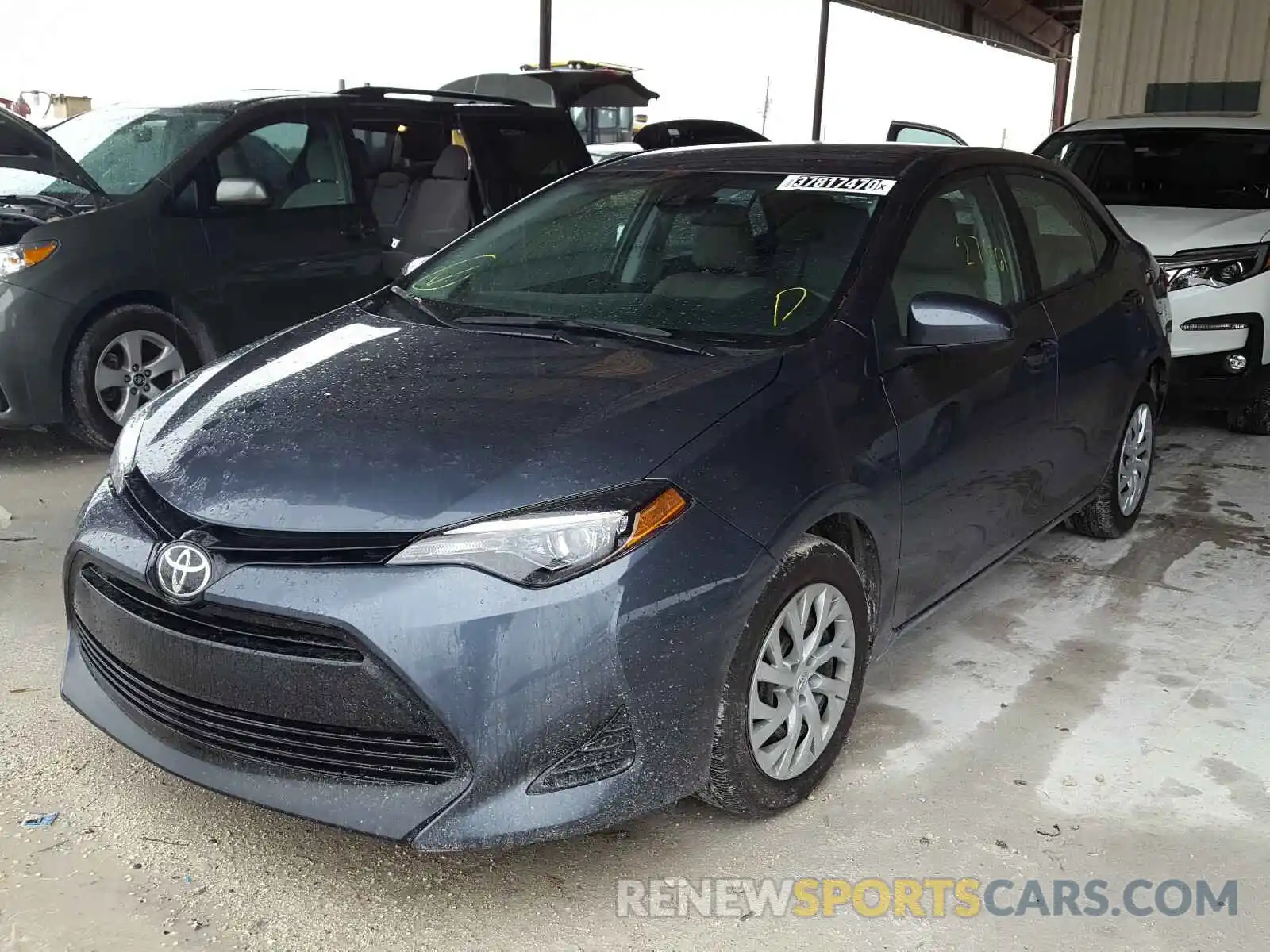 2 Photograph of a damaged car 2T1BURHE9KC199737 TOYOTA COROLLA 2019