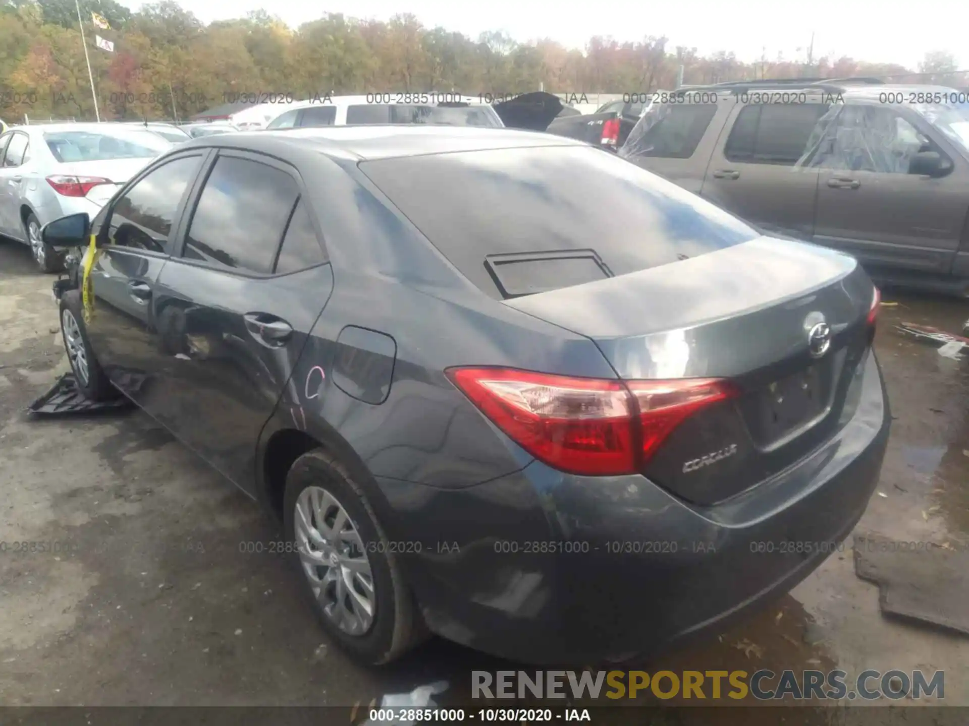 3 Photograph of a damaged car 2T1BURHE9KC200126 TOYOTA COROLLA 2019