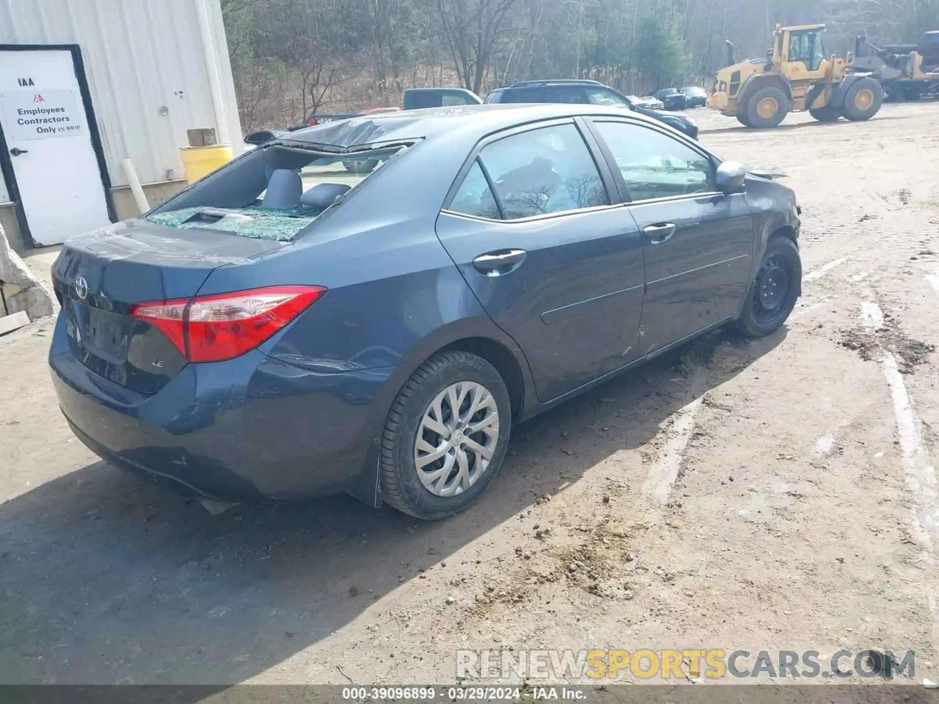 4 Photograph of a damaged car 2T1BURHE9KC200157 TOYOTA COROLLA 2019