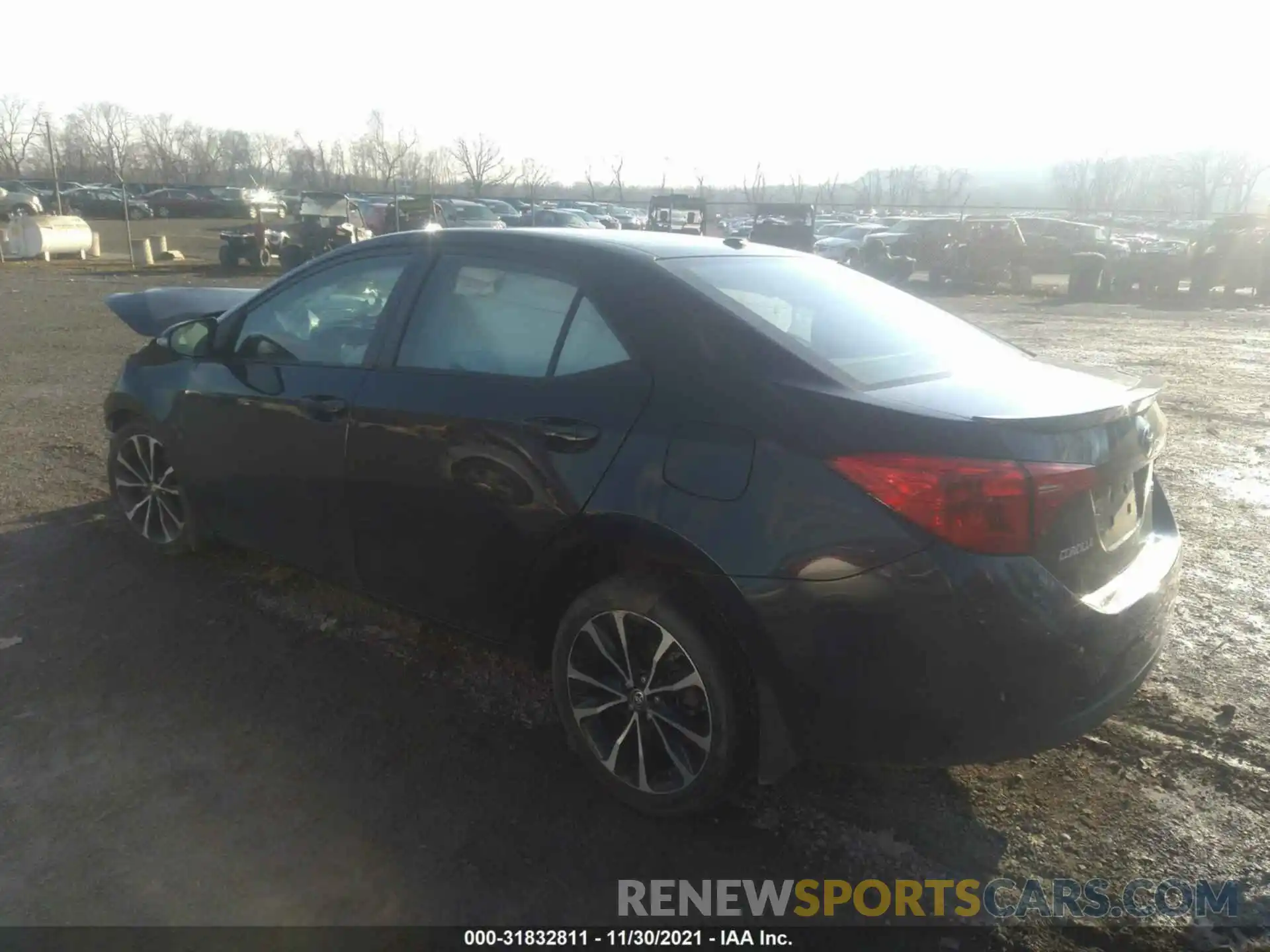 3 Photograph of a damaged car 2T1BURHE9KC200644 TOYOTA COROLLA 2019