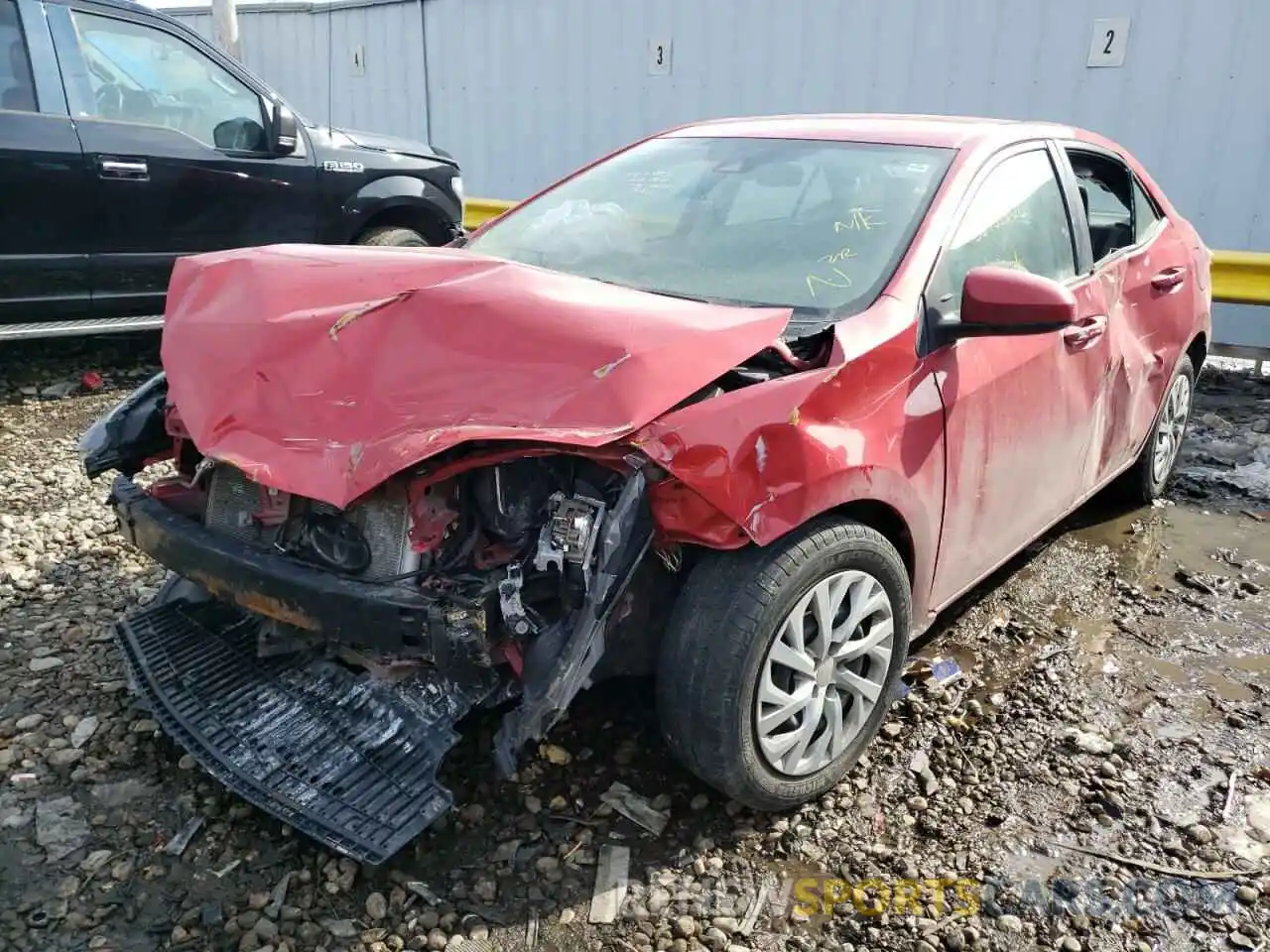 2 Photograph of a damaged car 2T1BURHE9KC202006 TOYOTA COROLLA 2019