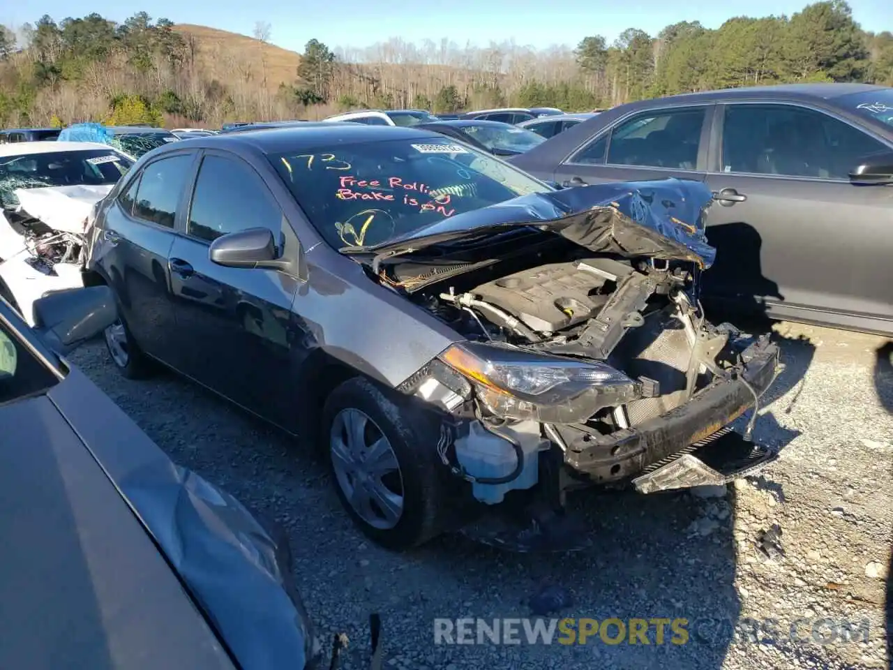 1 Photograph of a damaged car 2T1BURHE9KC202653 TOYOTA COROLLA 2019