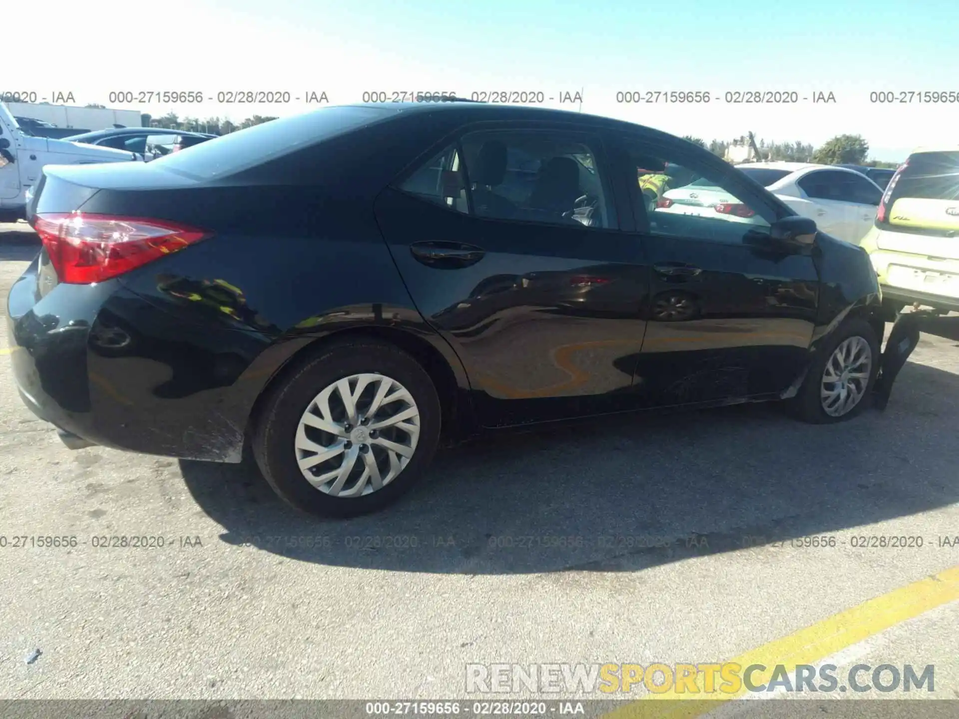 4 Photograph of a damaged car 2T1BURHE9KC202894 TOYOTA COROLLA 2019