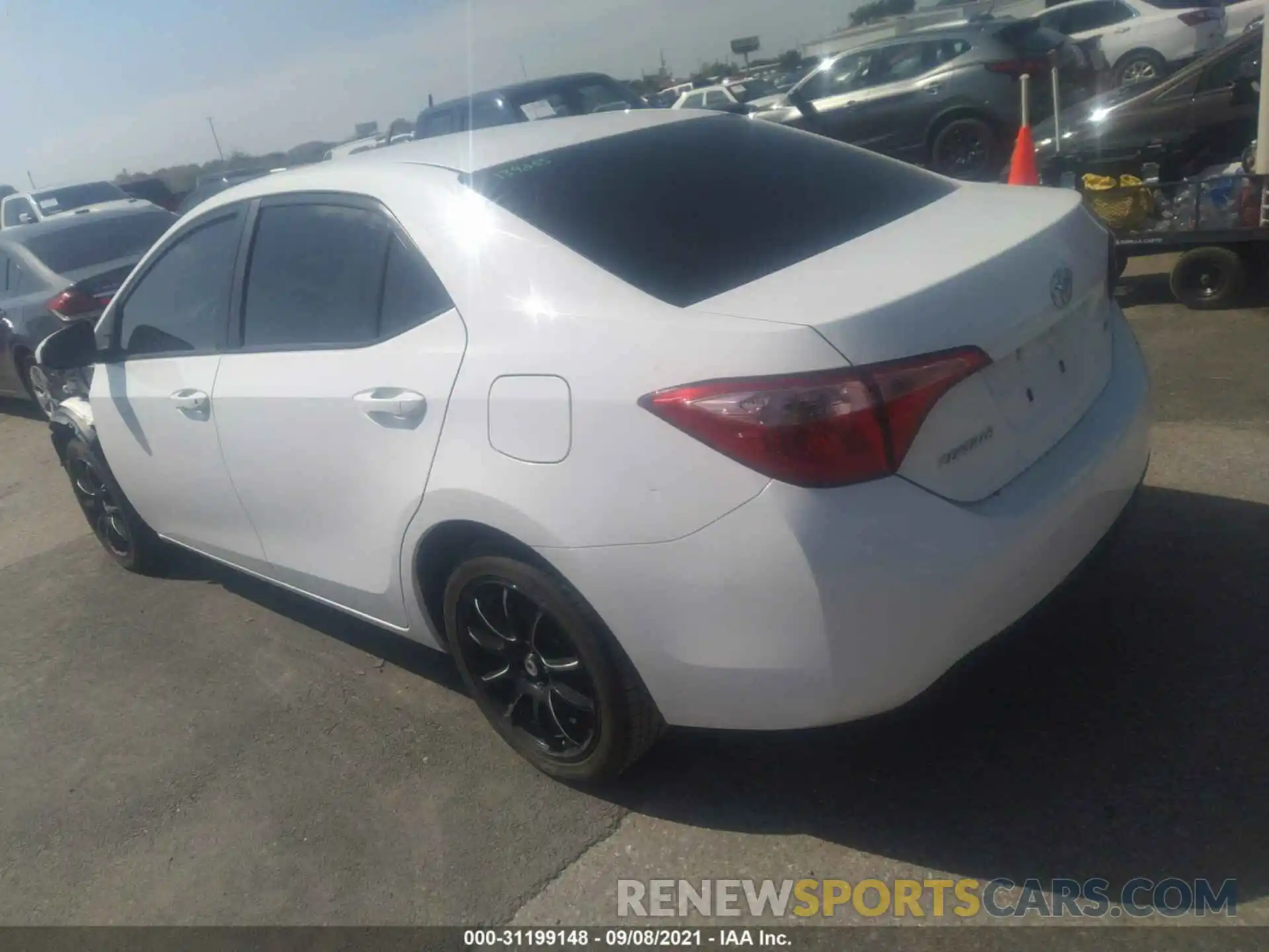 3 Photograph of a damaged car 2T1BURHE9KC203074 TOYOTA COROLLA 2019