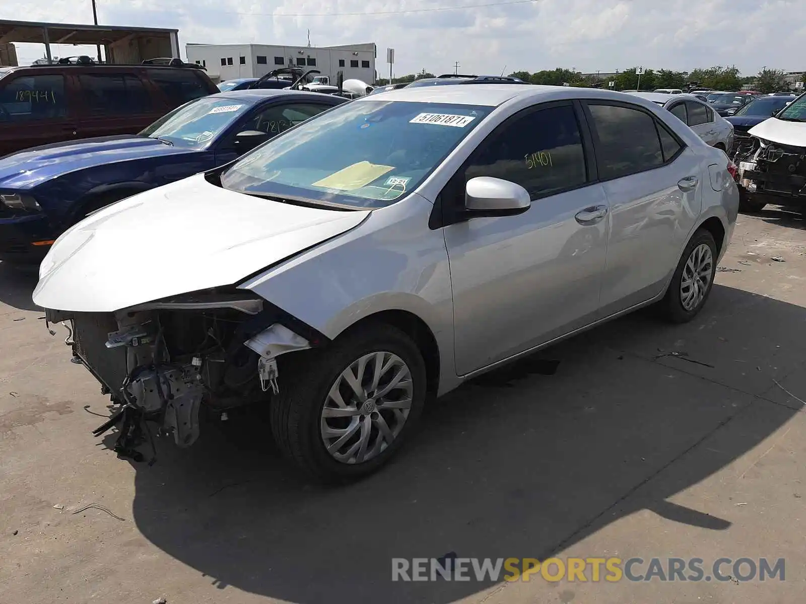 2 Photograph of a damaged car 2T1BURHE9KC203785 TOYOTA COROLLA 2019