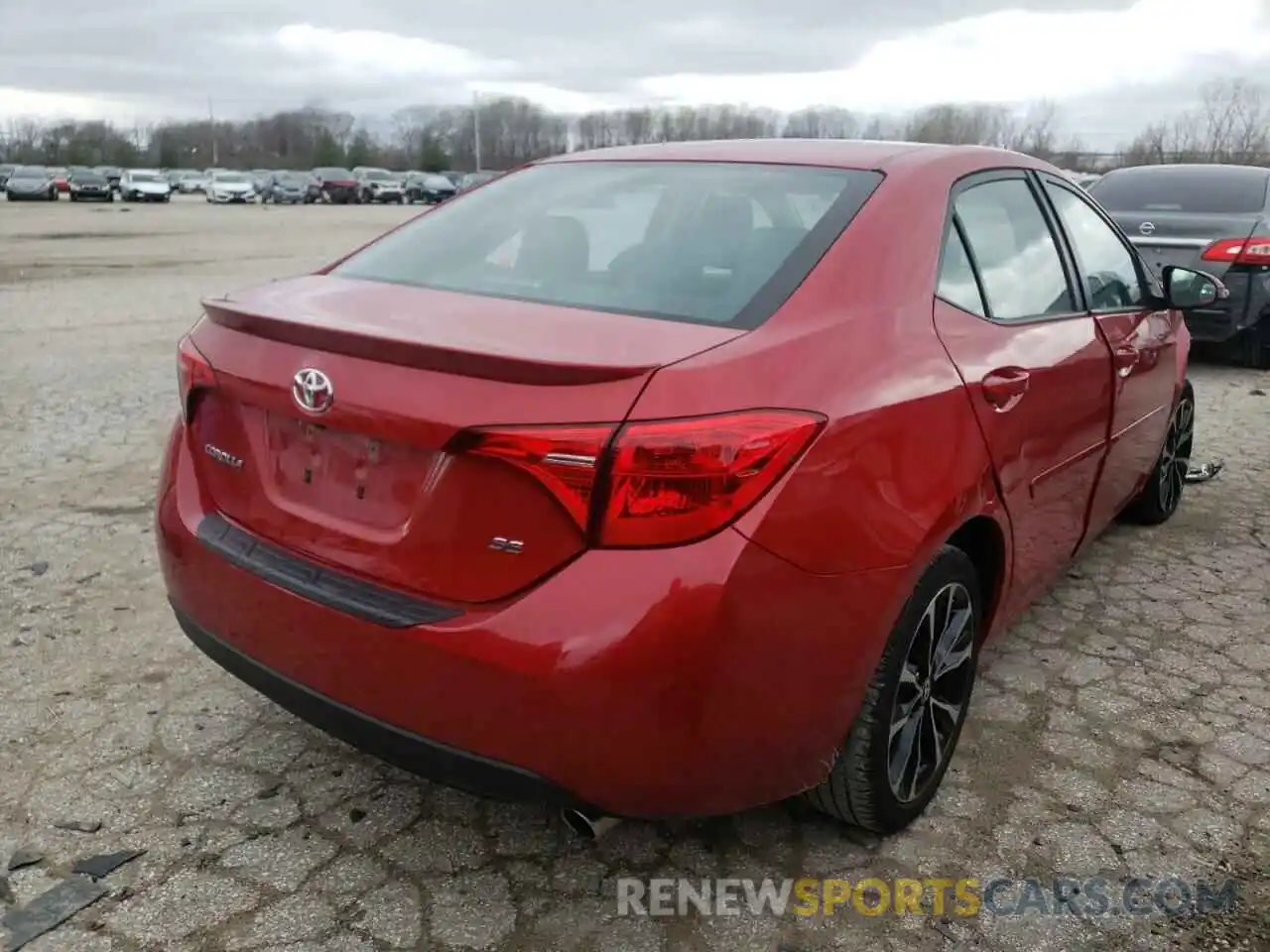 4 Photograph of a damaged car 2T1BURHE9KC205200 TOYOTA COROLLA 2019