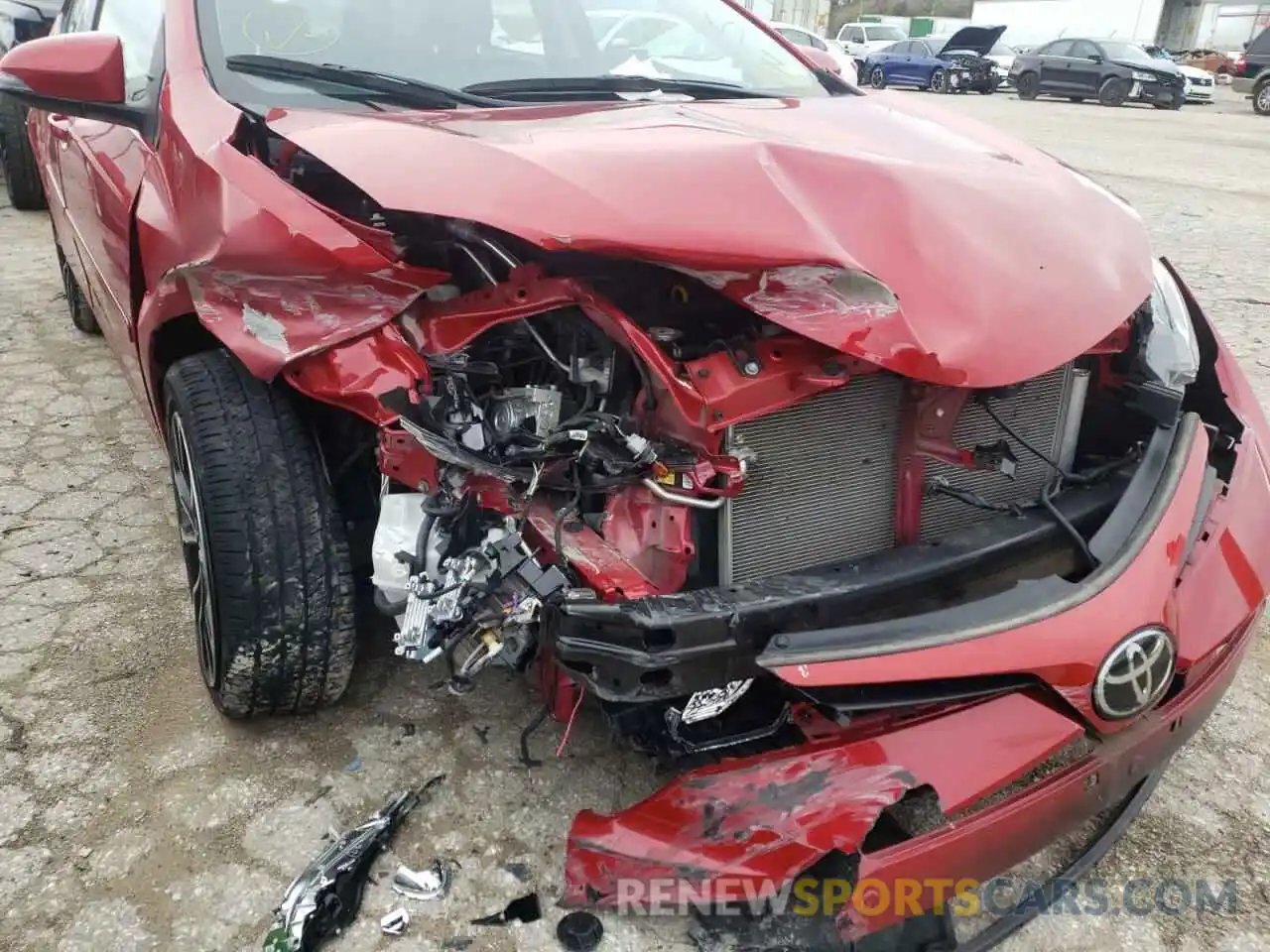 9 Photograph of a damaged car 2T1BURHE9KC205200 TOYOTA COROLLA 2019