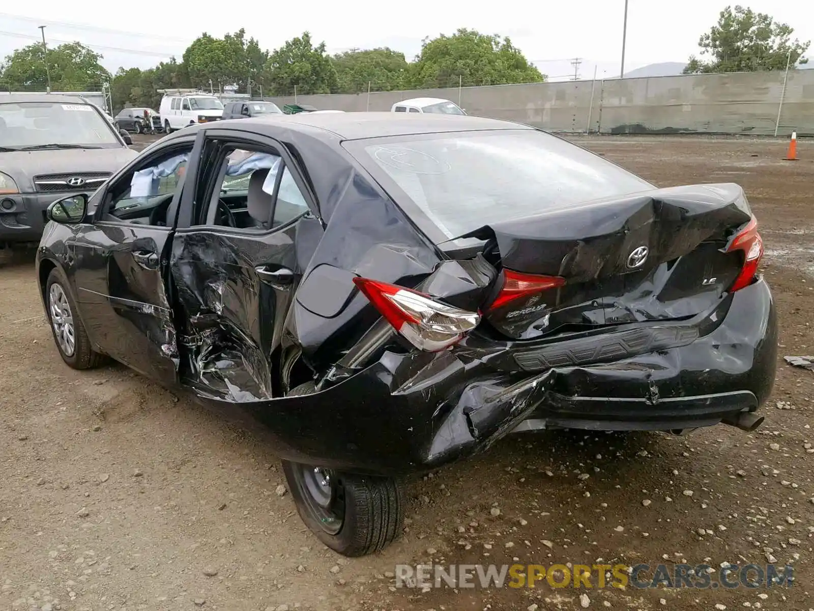 3 Photograph of a damaged car 2T1BURHE9KC206153 TOYOTA COROLLA 2019